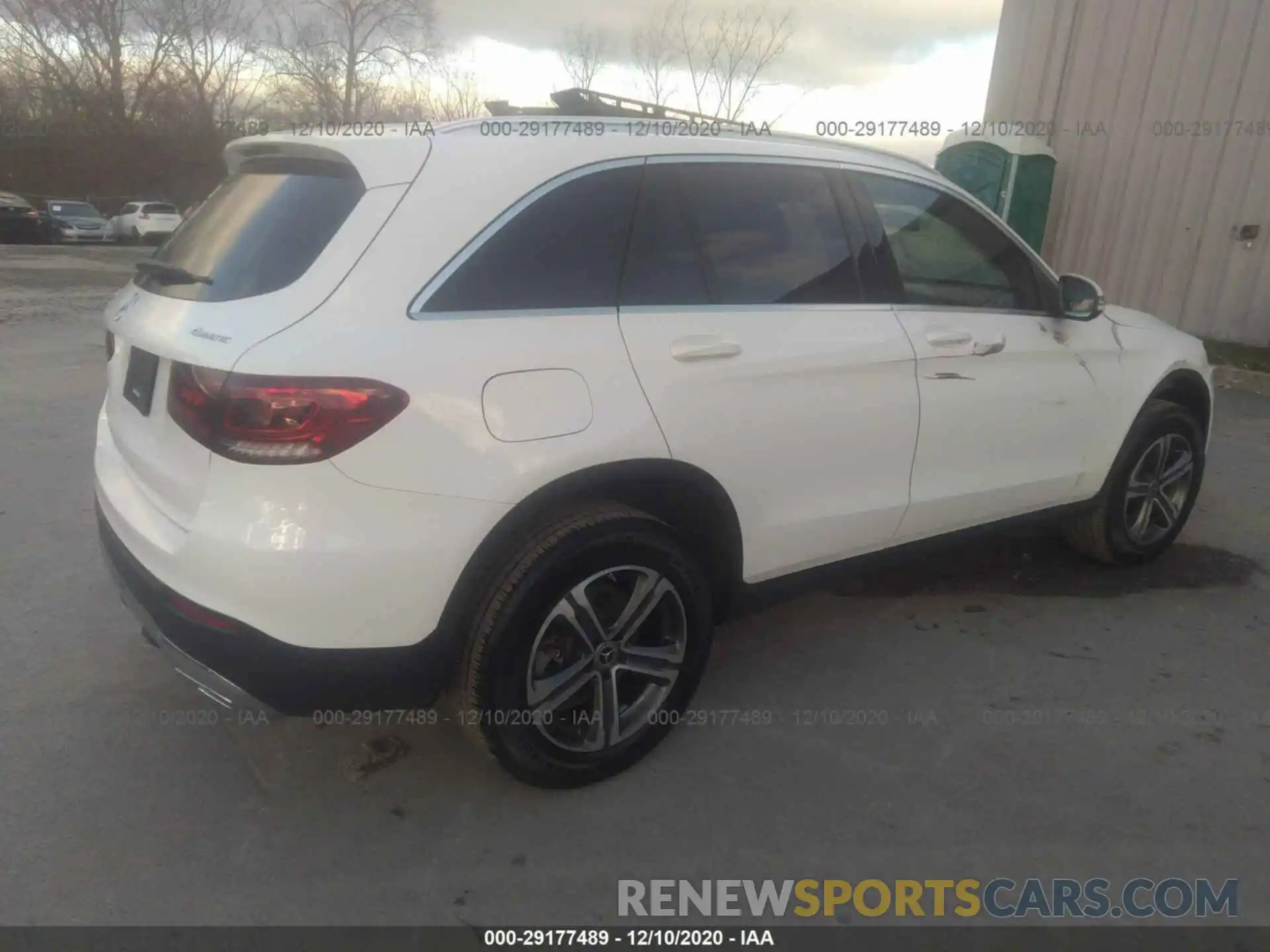 4 Photograph of a damaged car WDCOG8EB4LF733426 MERCEDES-BENZ GLC 2020