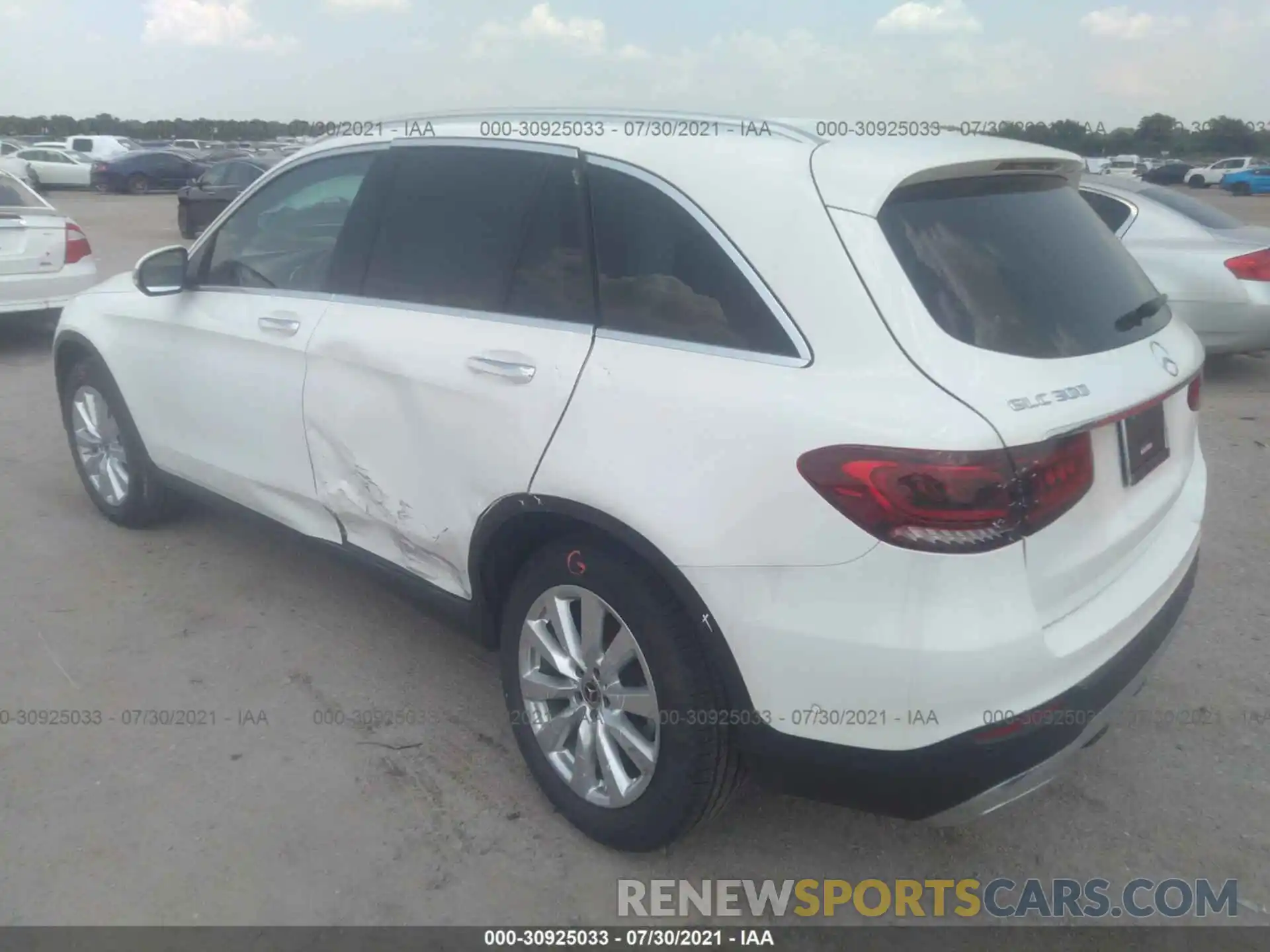 3 Photograph of a damaged car W1N0G8DB0MF867173 MERCEDES-BENZ GLC 2021