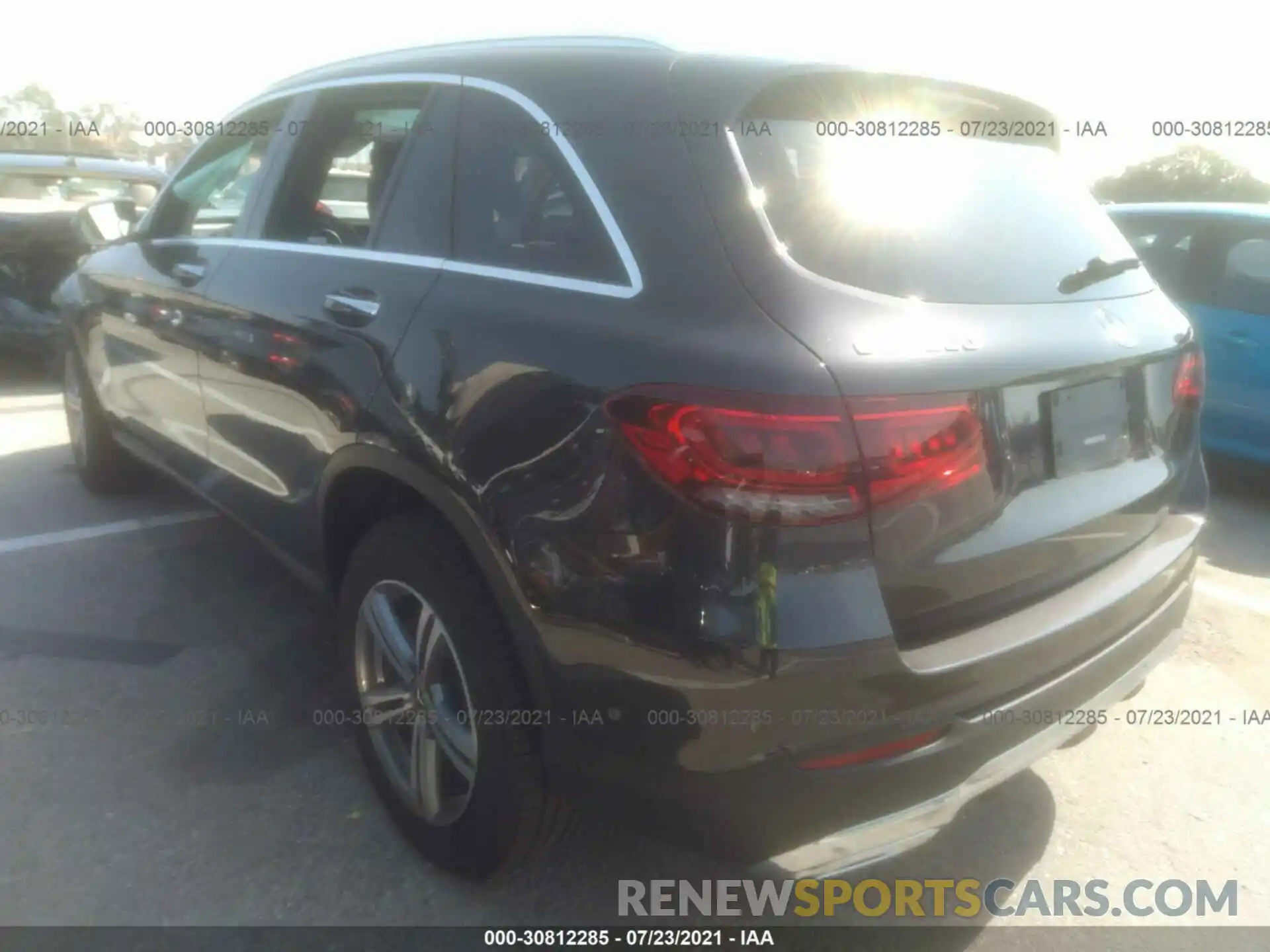 3 Photograph of a damaged car W1N0G8DB0MV268358 MERCEDES-BENZ GLC 2021