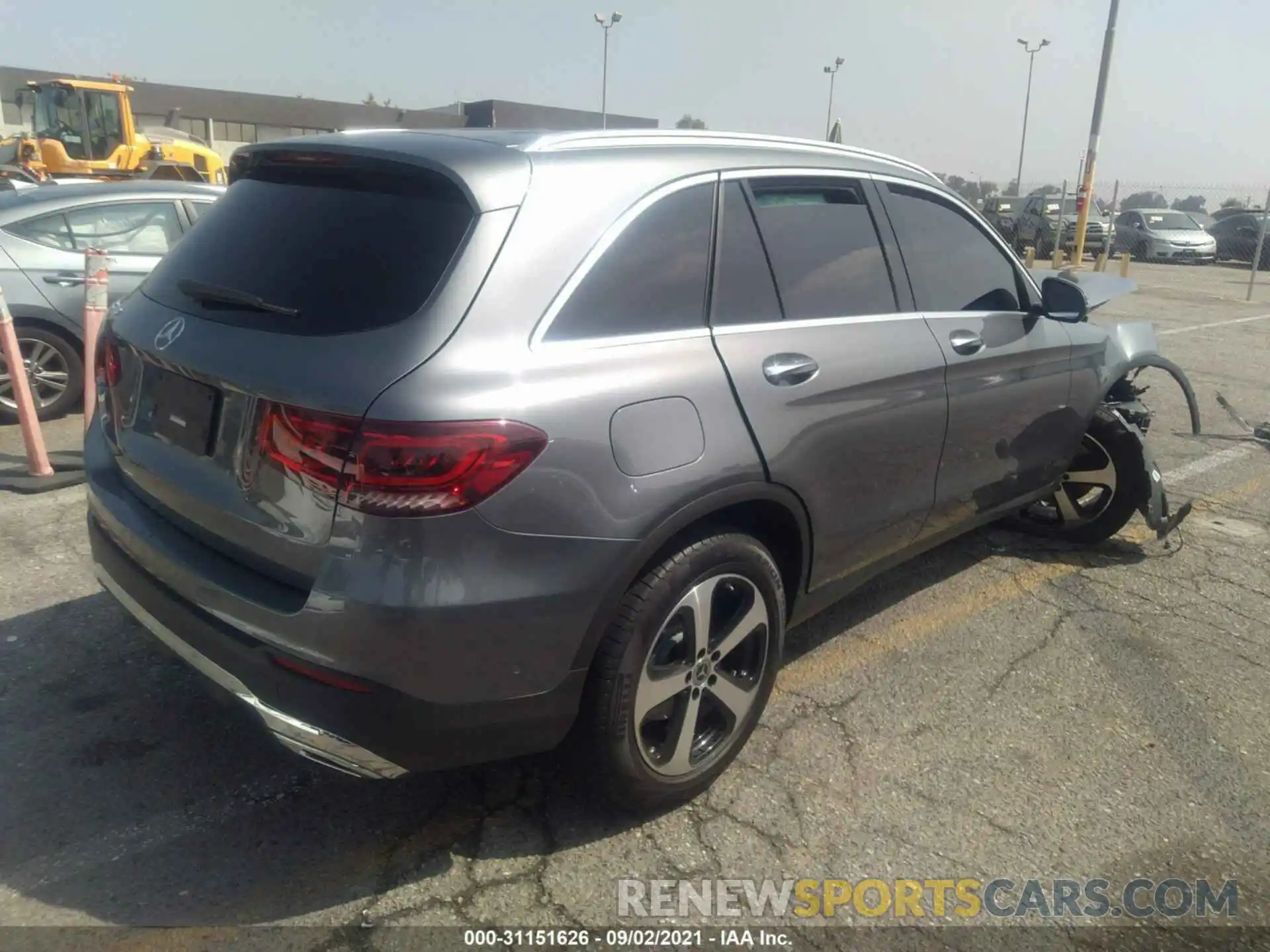 4 Photograph of a damaged car W1N0G8DB2MV278728 MERCEDES-BENZ GLC 2021