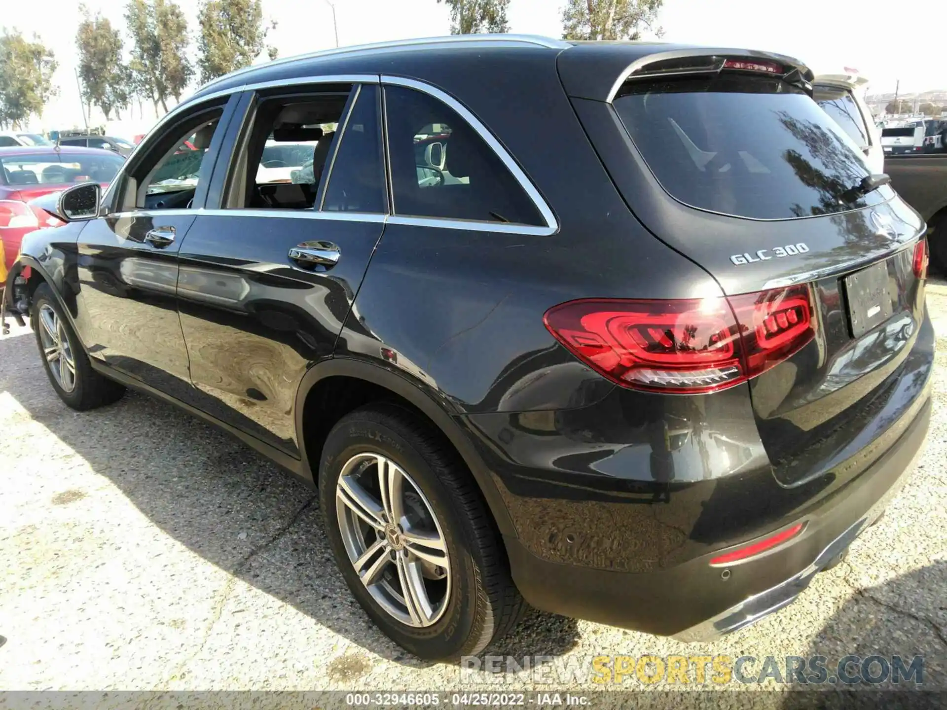 3 Фотография поврежденного автомобиля W1N0G8DB3MF941086 MERCEDES-BENZ GLC 2021