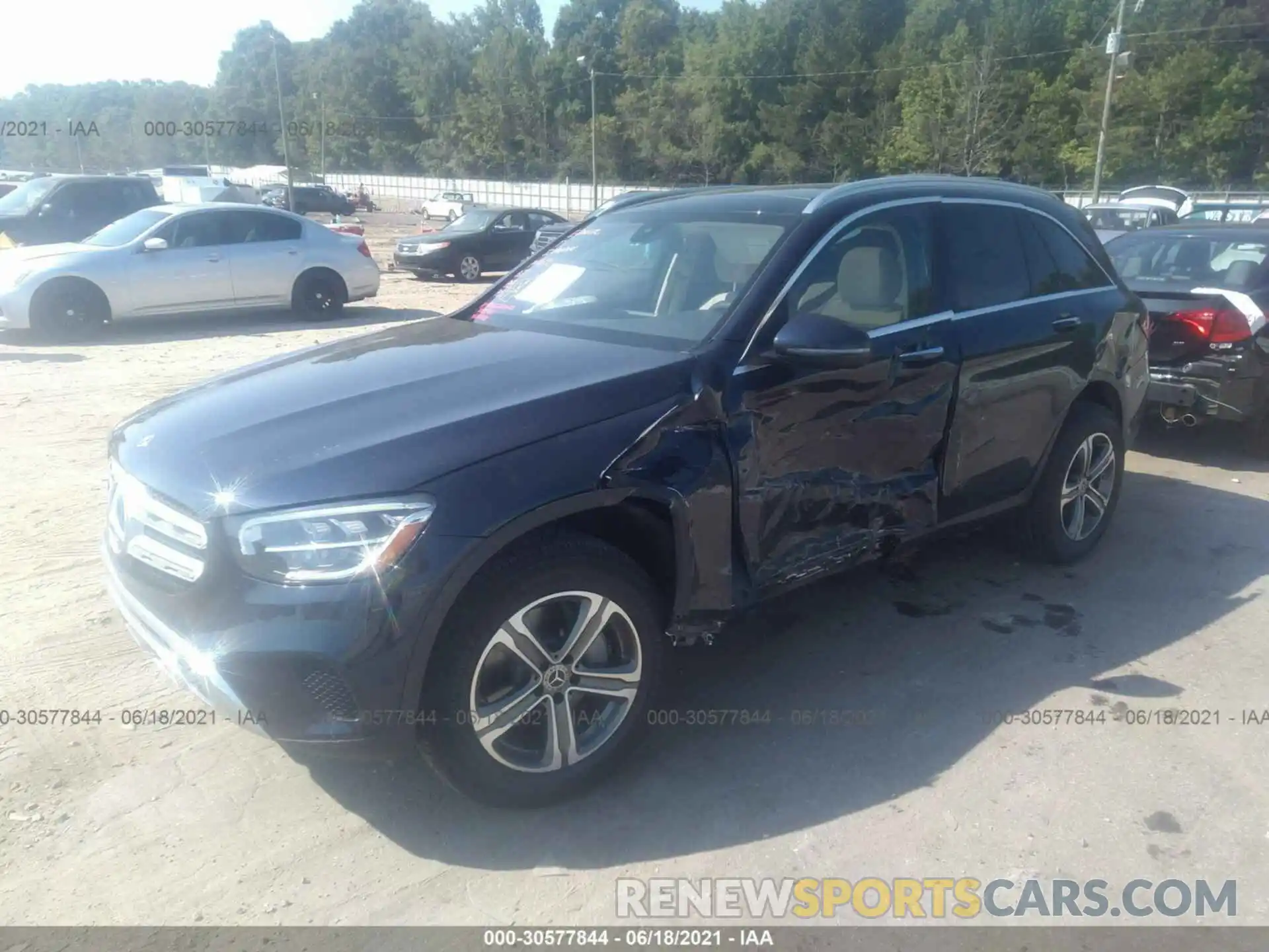 2 Photograph of a damaged car W1N0G8DB4MF870125 MERCEDES-BENZ GLC 2021