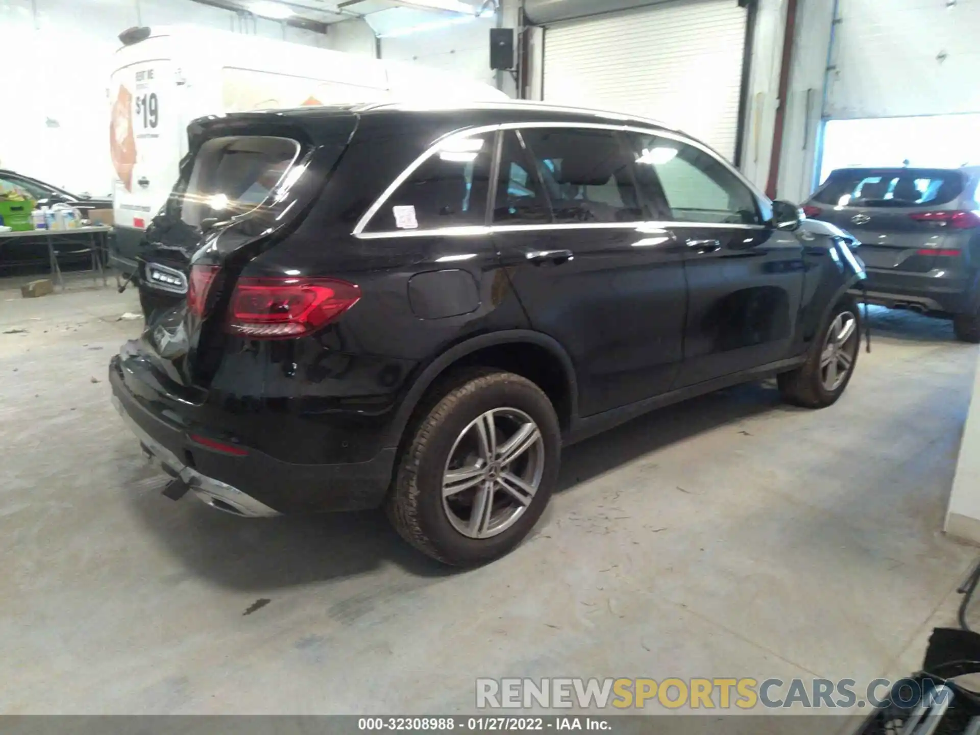 4 Фотография поврежденного автомобиля W1N0G8DB4MF908906 MERCEDES-BENZ GLC 2021