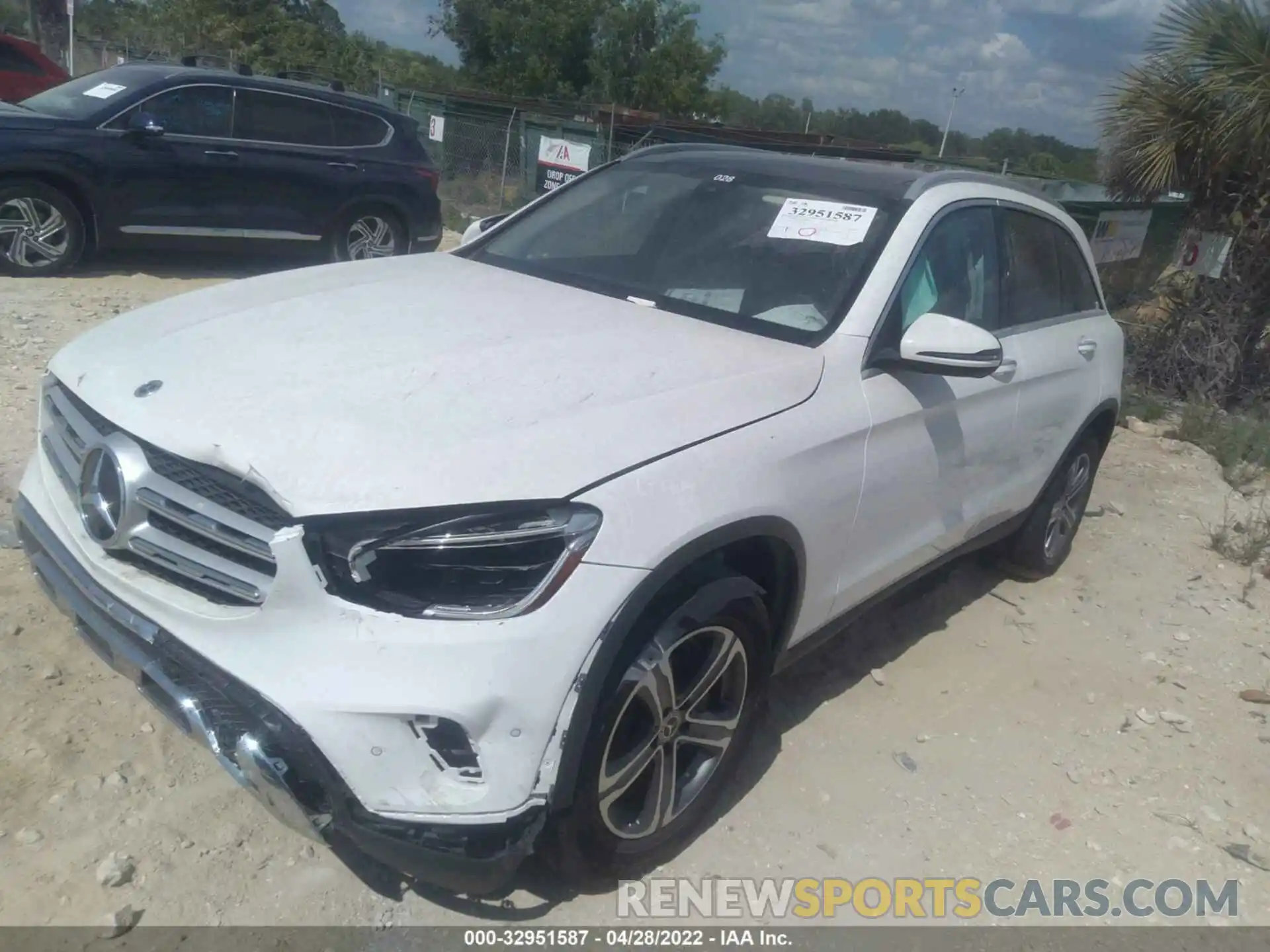 2 Фотография поврежденного автомобиля W1N0G8DB4MF939282 MERCEDES-BENZ GLC 2021