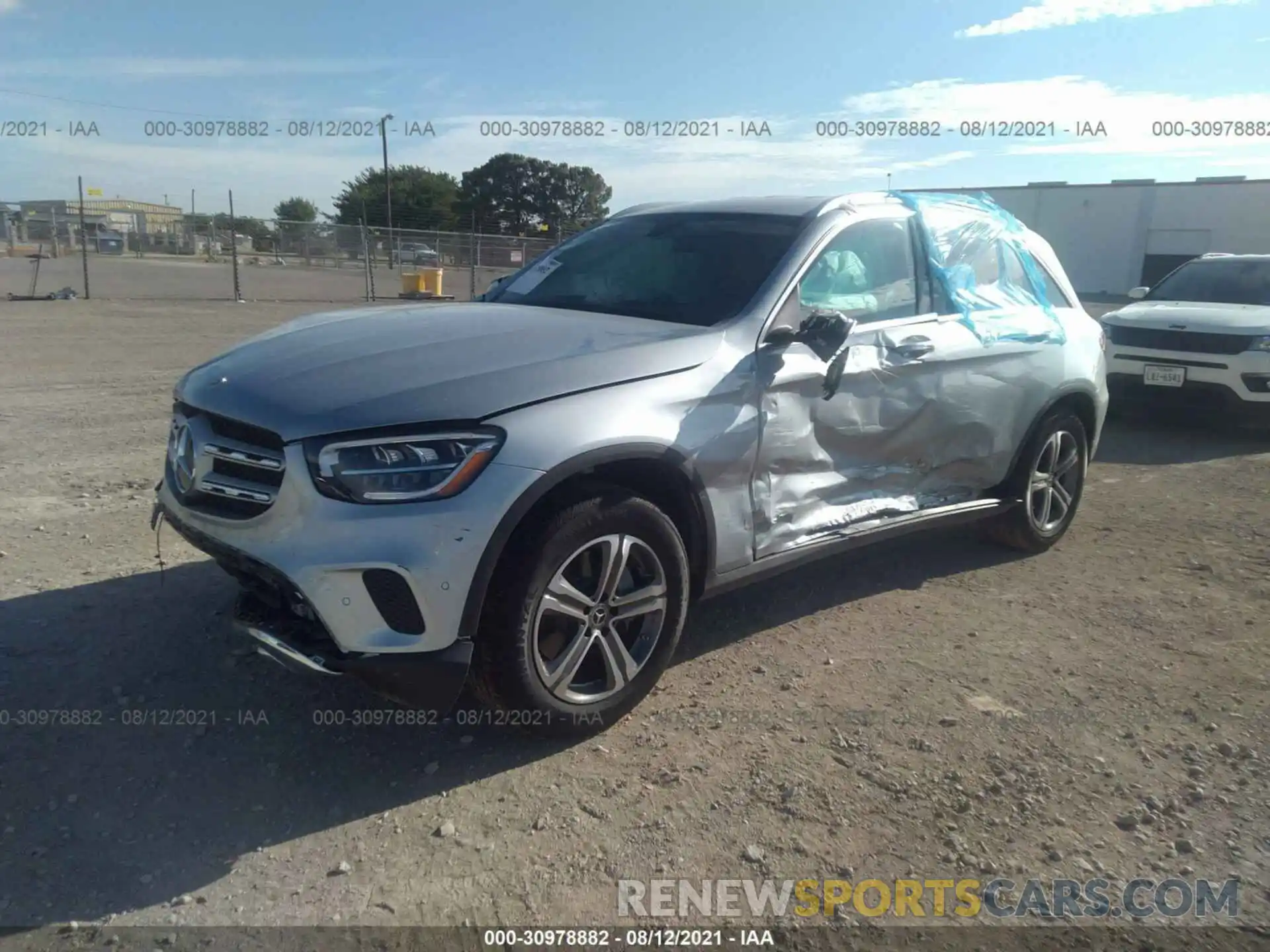 2 Photograph of a damaged car W1N0G8DB5MF971237 MERCEDES-BENZ GLC 2021