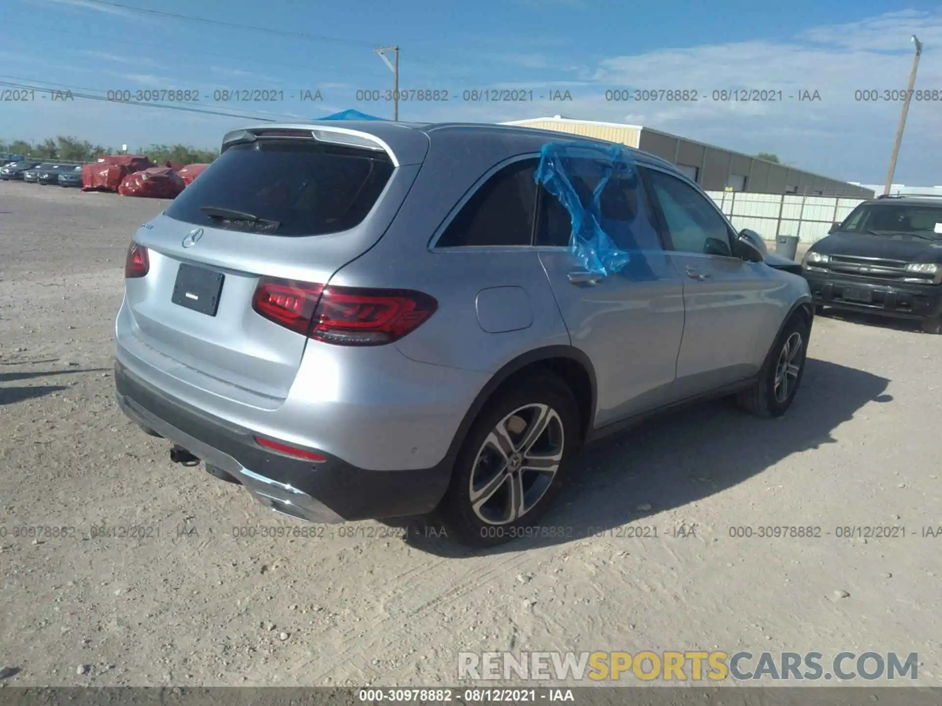 4 Photograph of a damaged car W1N0G8DB5MF971237 MERCEDES-BENZ GLC 2021