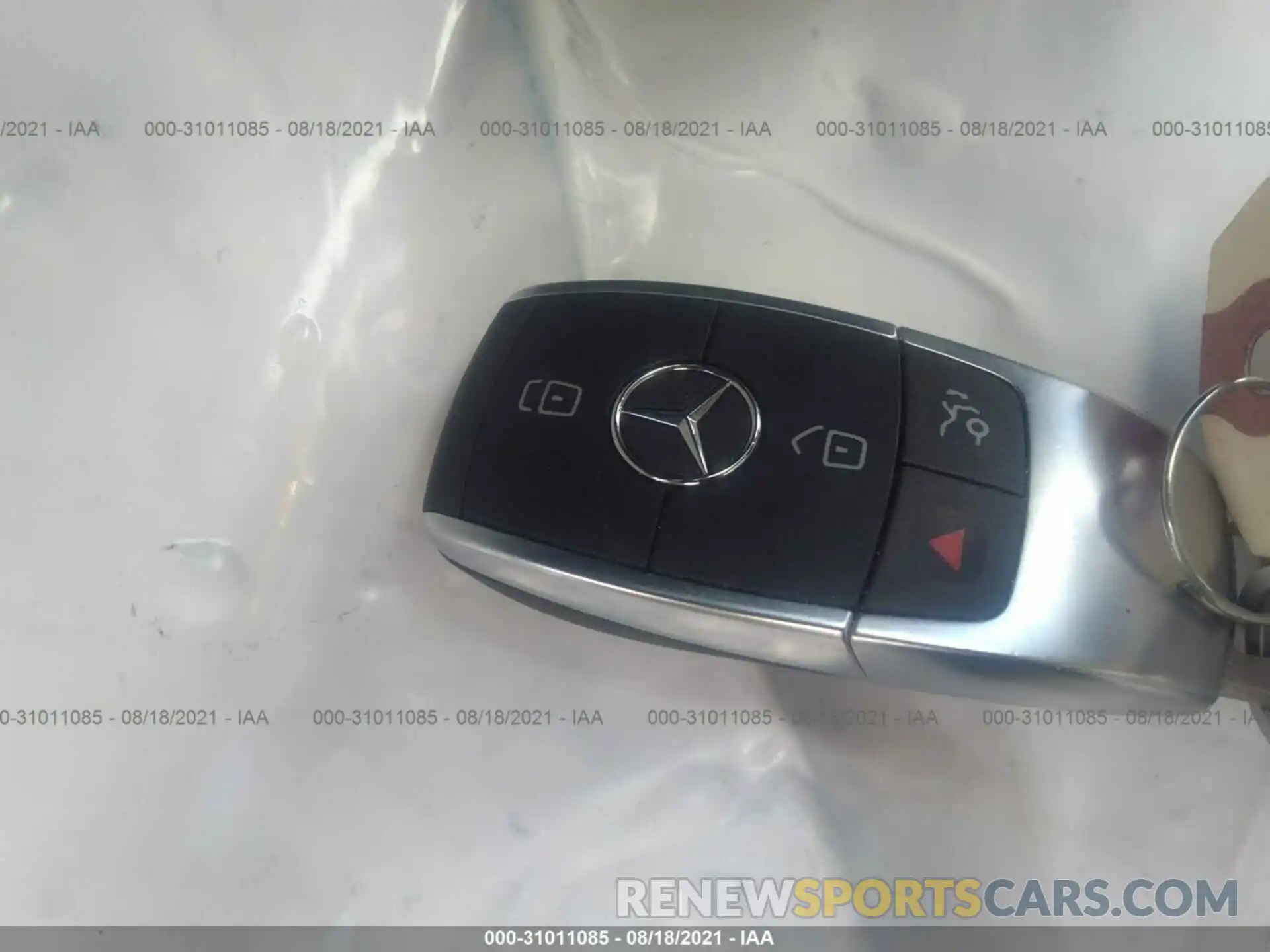 11 Photograph of a damaged car W1N0G8DB6MF867257 MERCEDES-BENZ GLC 2021