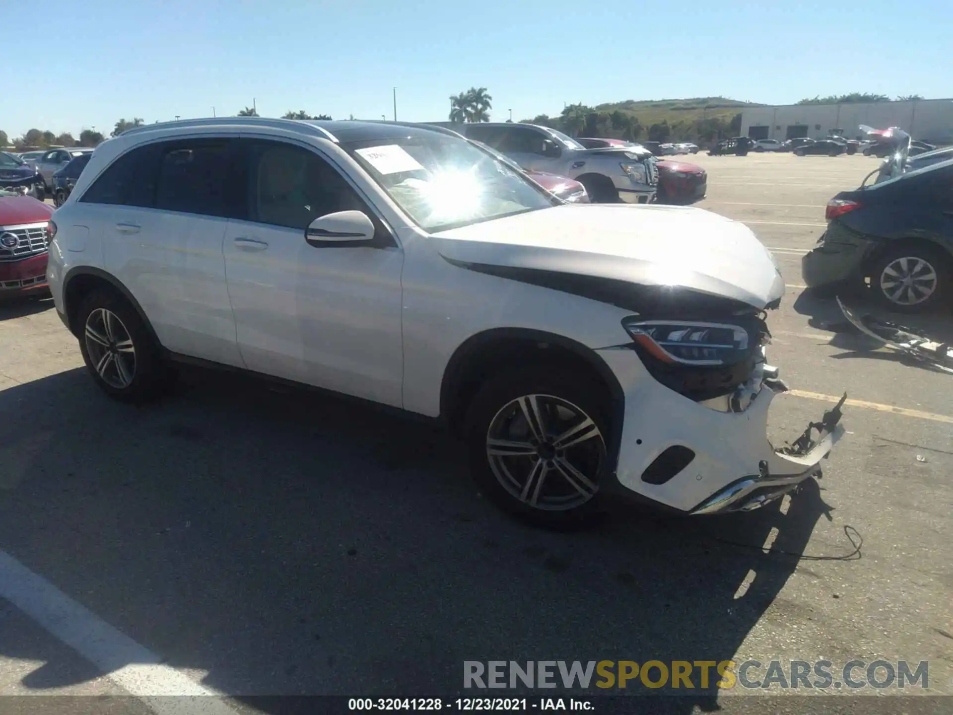 1 Photograph of a damaged car W1N0G8DB6MV264072 MERCEDES-BENZ GLC 2021