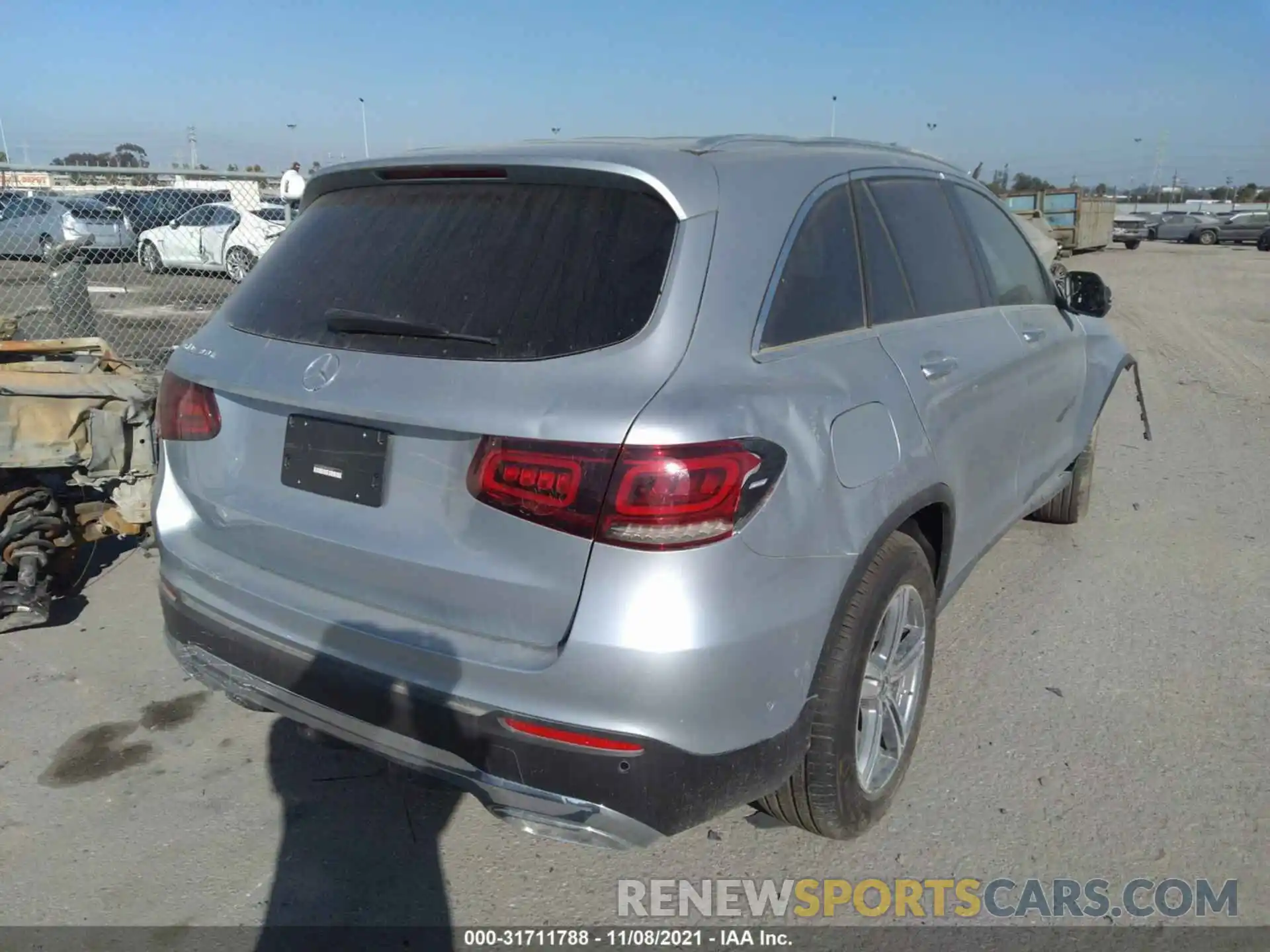 4 Photograph of a damaged car W1N0G8DB7MF962782 MERCEDES-BENZ GLC 2021