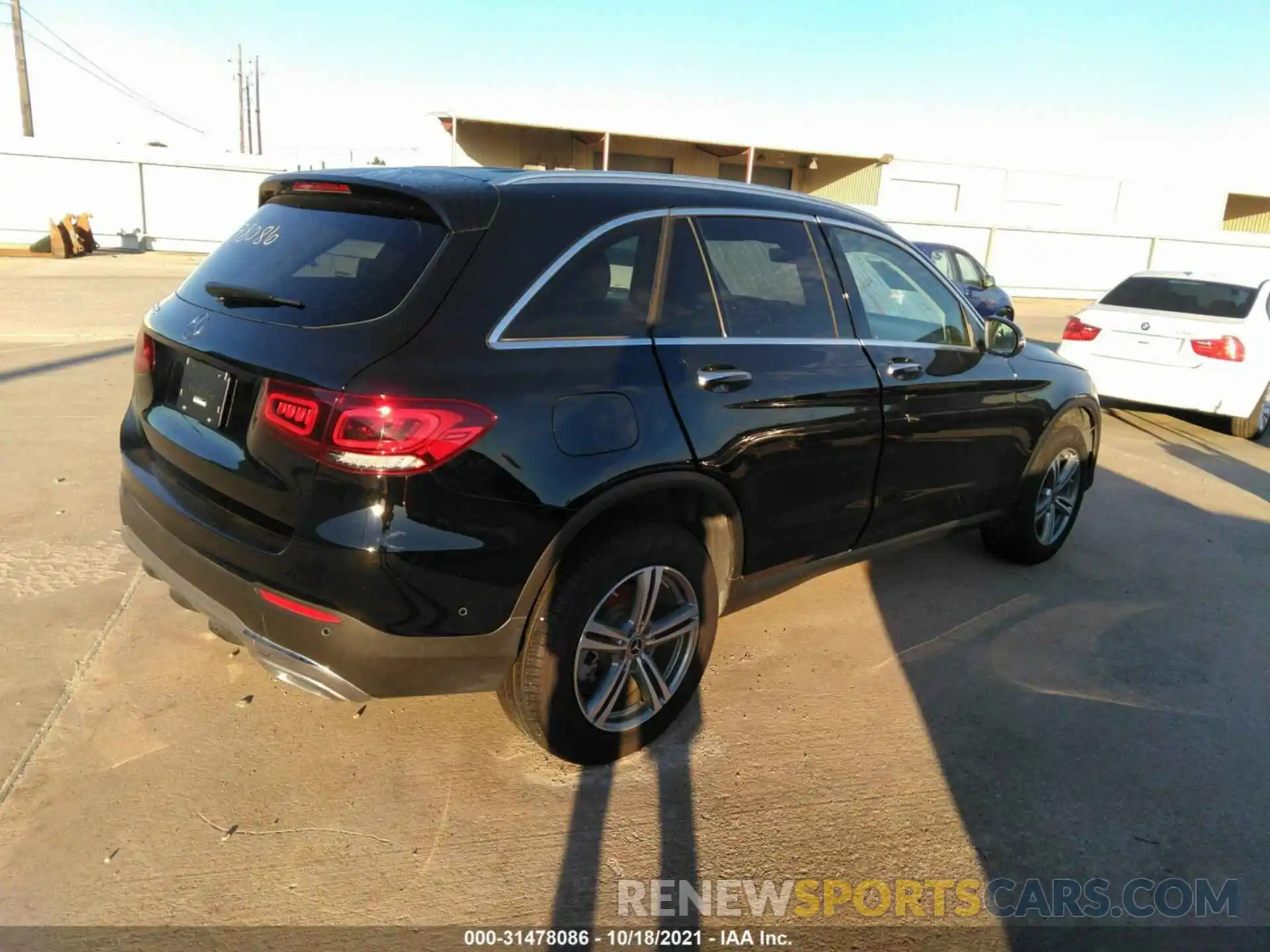 4 Фотография поврежденного автомобиля W1N0G8DBXMV287306 MERCEDES-BENZ GLC 2021