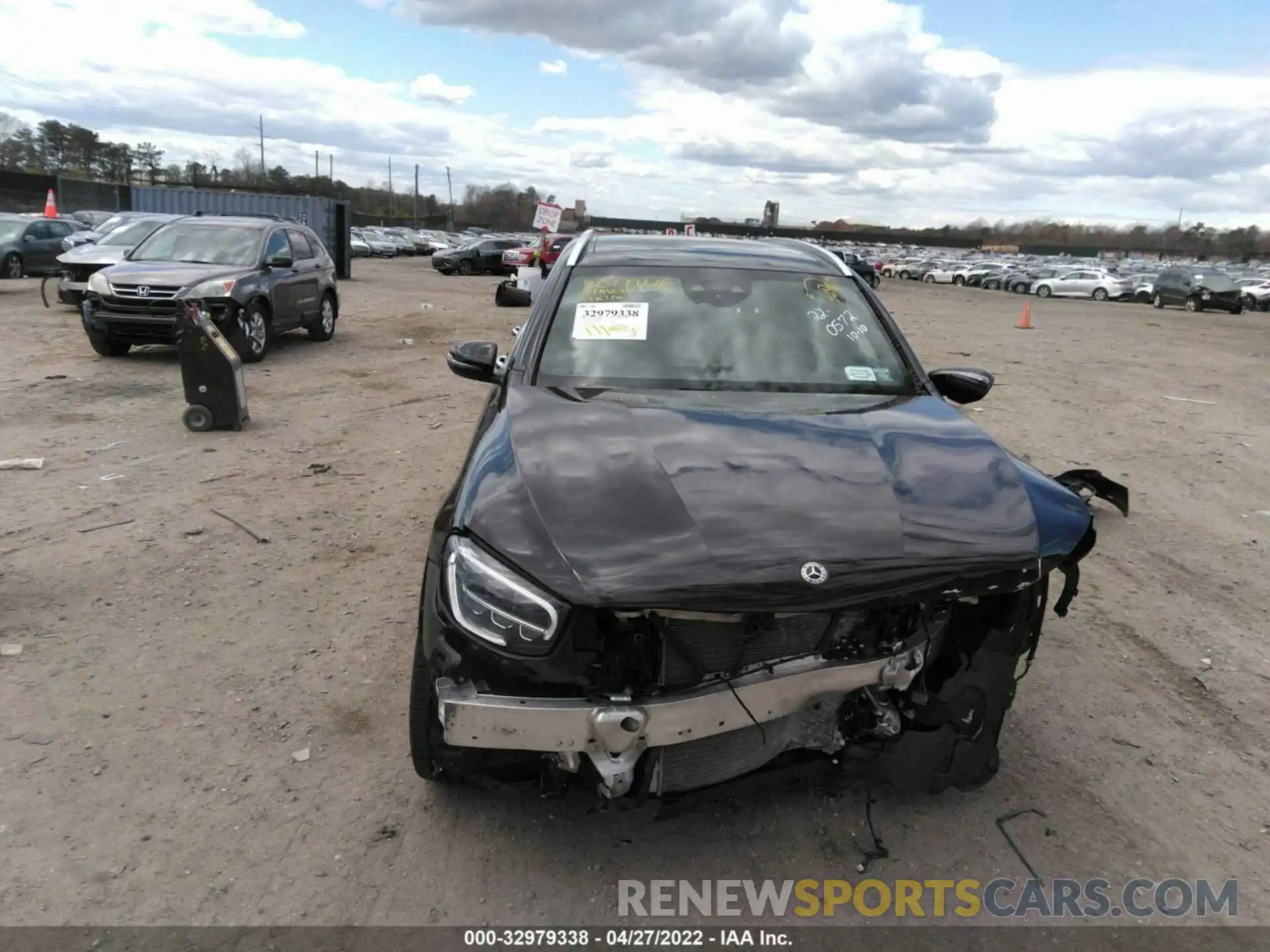 6 Photograph of a damaged car W1N0G8EB0MF870329 MERCEDES-BENZ GLC 2021