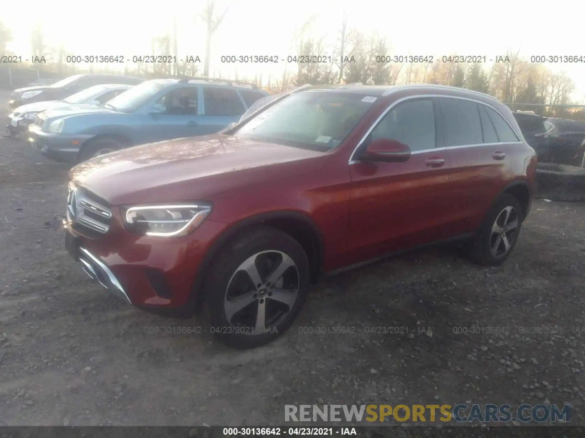 2 Photograph of a damaged car W1N0G8EB0MF889494 MERCEDES-BENZ GLC 2021