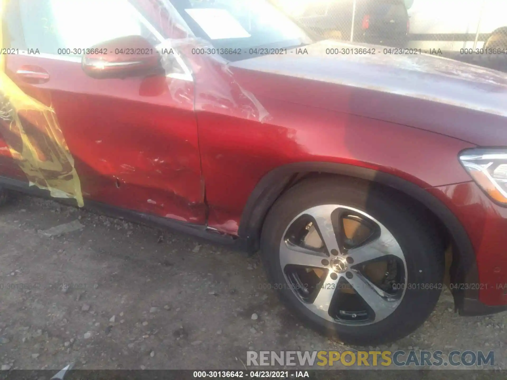 6 Photograph of a damaged car W1N0G8EB0MF889494 MERCEDES-BENZ GLC 2021