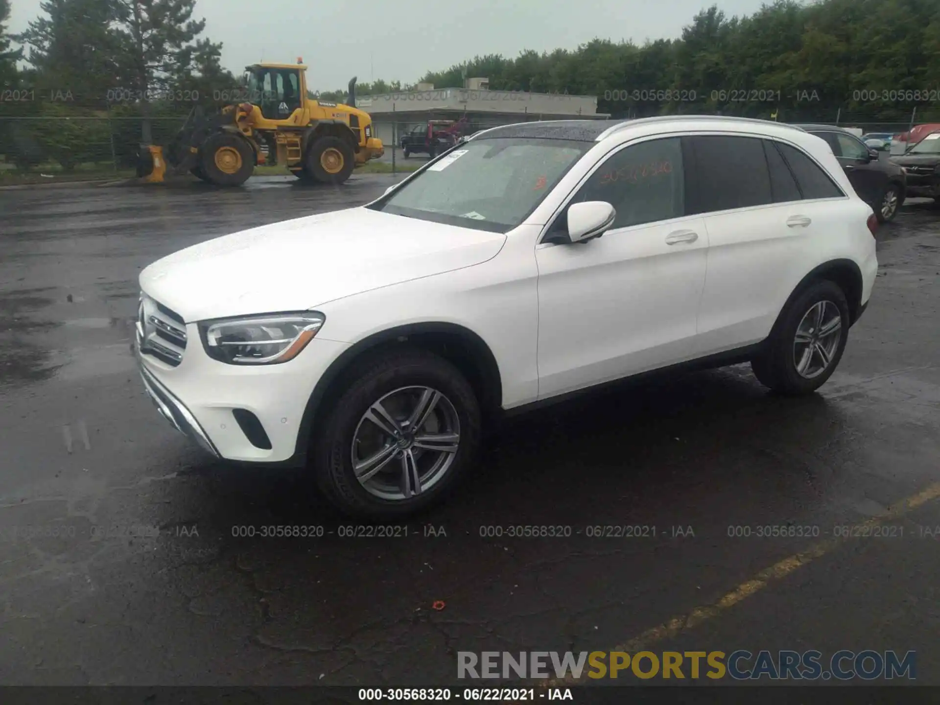 2 Photograph of a damaged car W1N0G8EB0MV301051 MERCEDES-BENZ GLC 2021