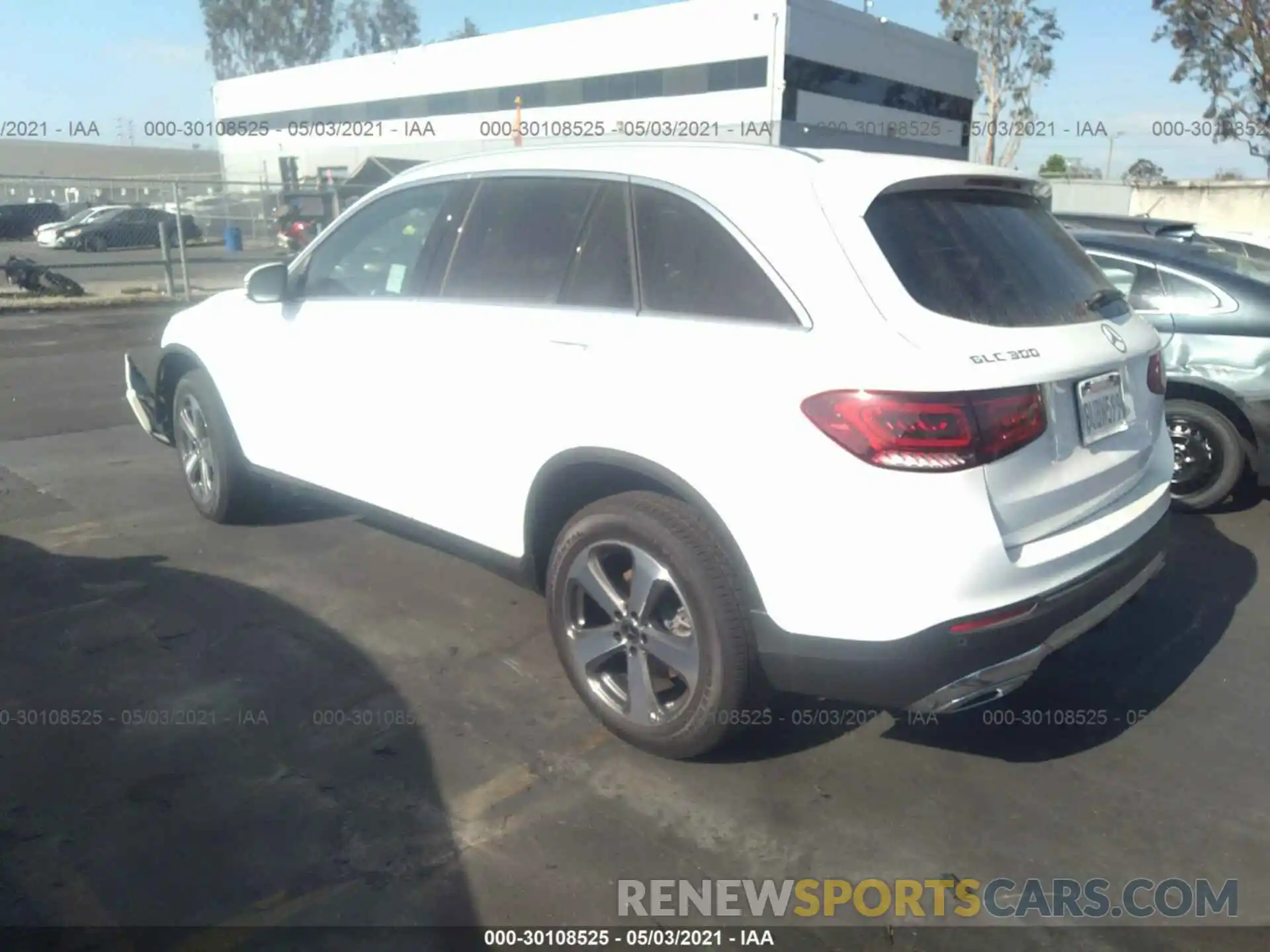 3 Photograph of a damaged car W1N0G8EB2MF904500 MERCEDES-BENZ GLC 2021