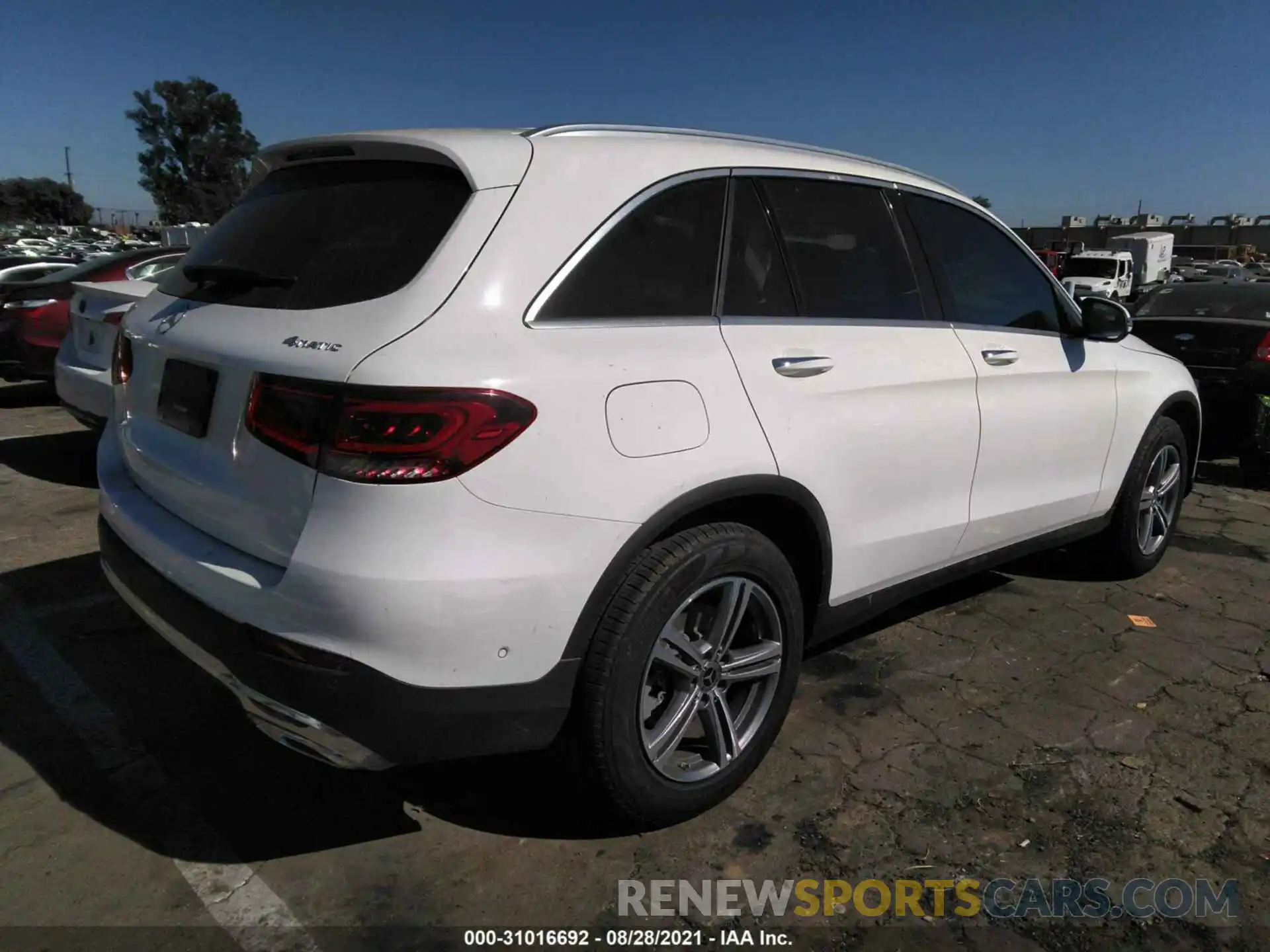 4 Фотография поврежденного автомобиля W1N0G8EB2MV274497 MERCEDES-BENZ GLC 2021