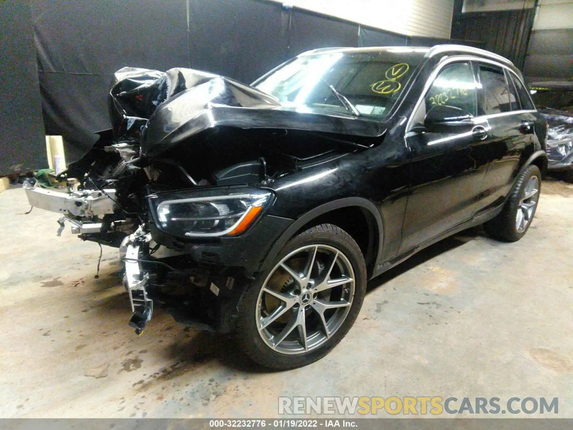 2 Photograph of a damaged car W1N0G8EB3MF878134 MERCEDES-BENZ GLC 2021