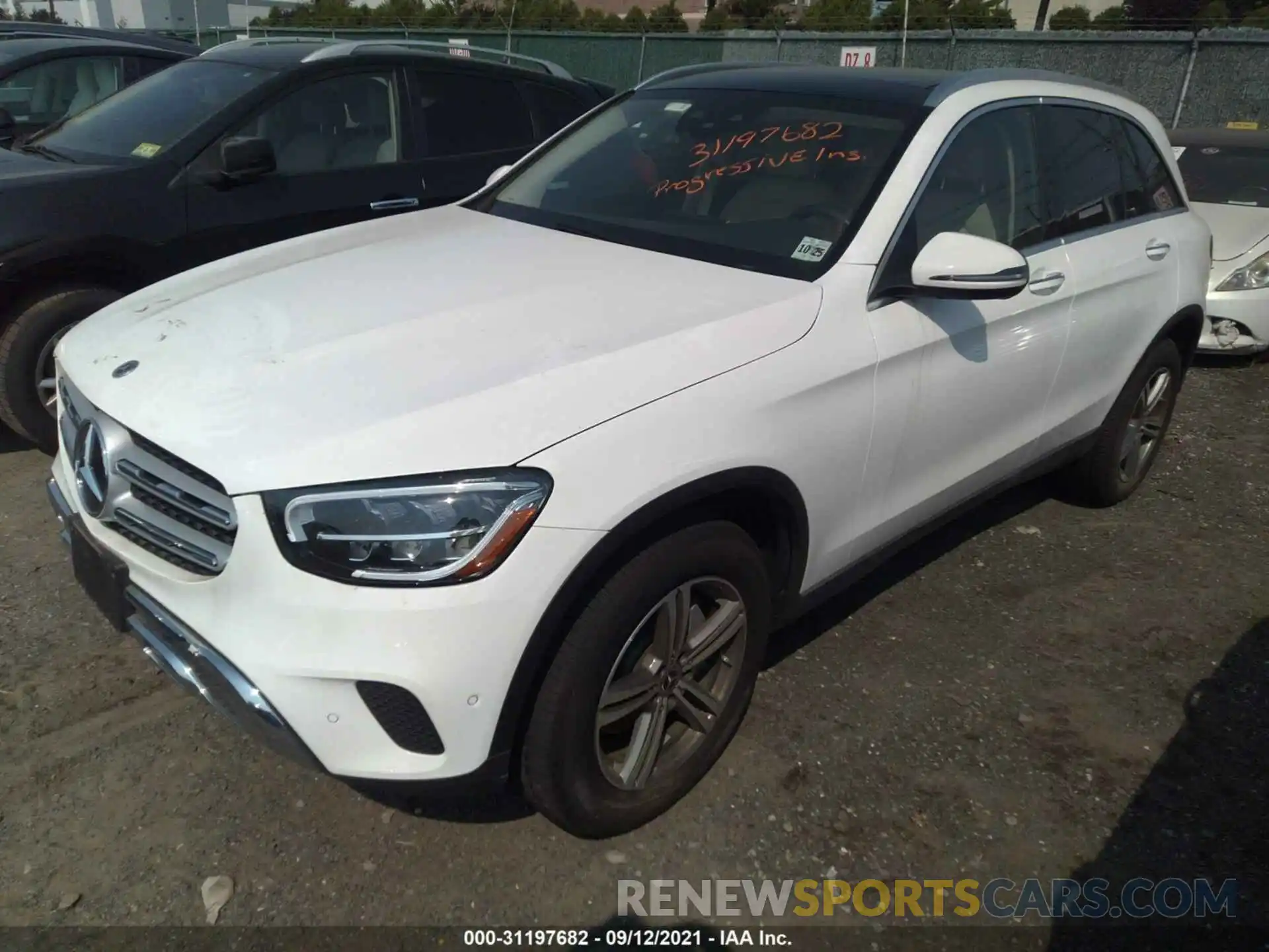 2 Photograph of a damaged car W1N0G8EB3MF880191 MERCEDES-BENZ GLC 2021