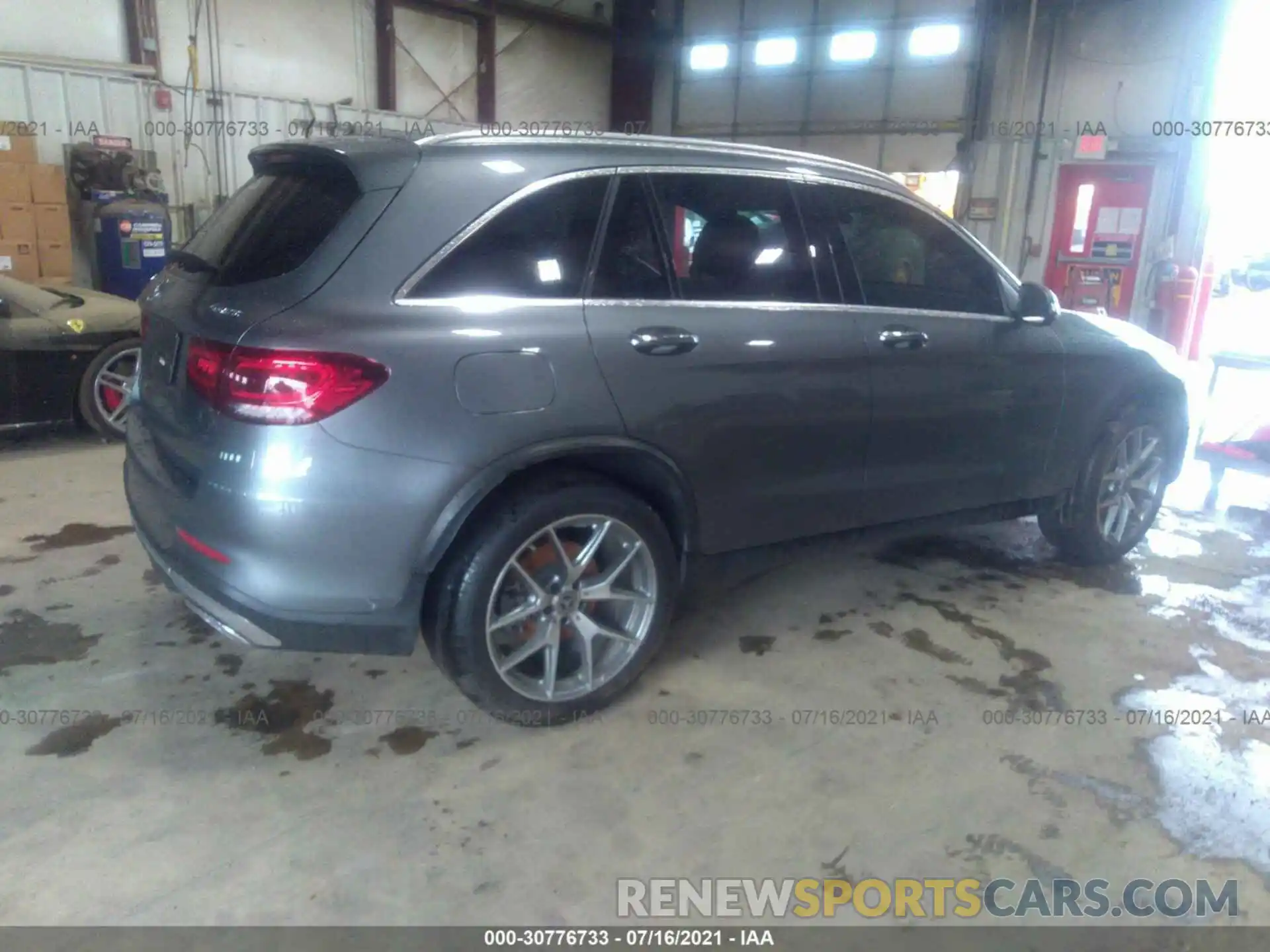 4 Фотография поврежденного автомобиля W1N0G8EB3MF901248 MERCEDES-BENZ GLC 2021