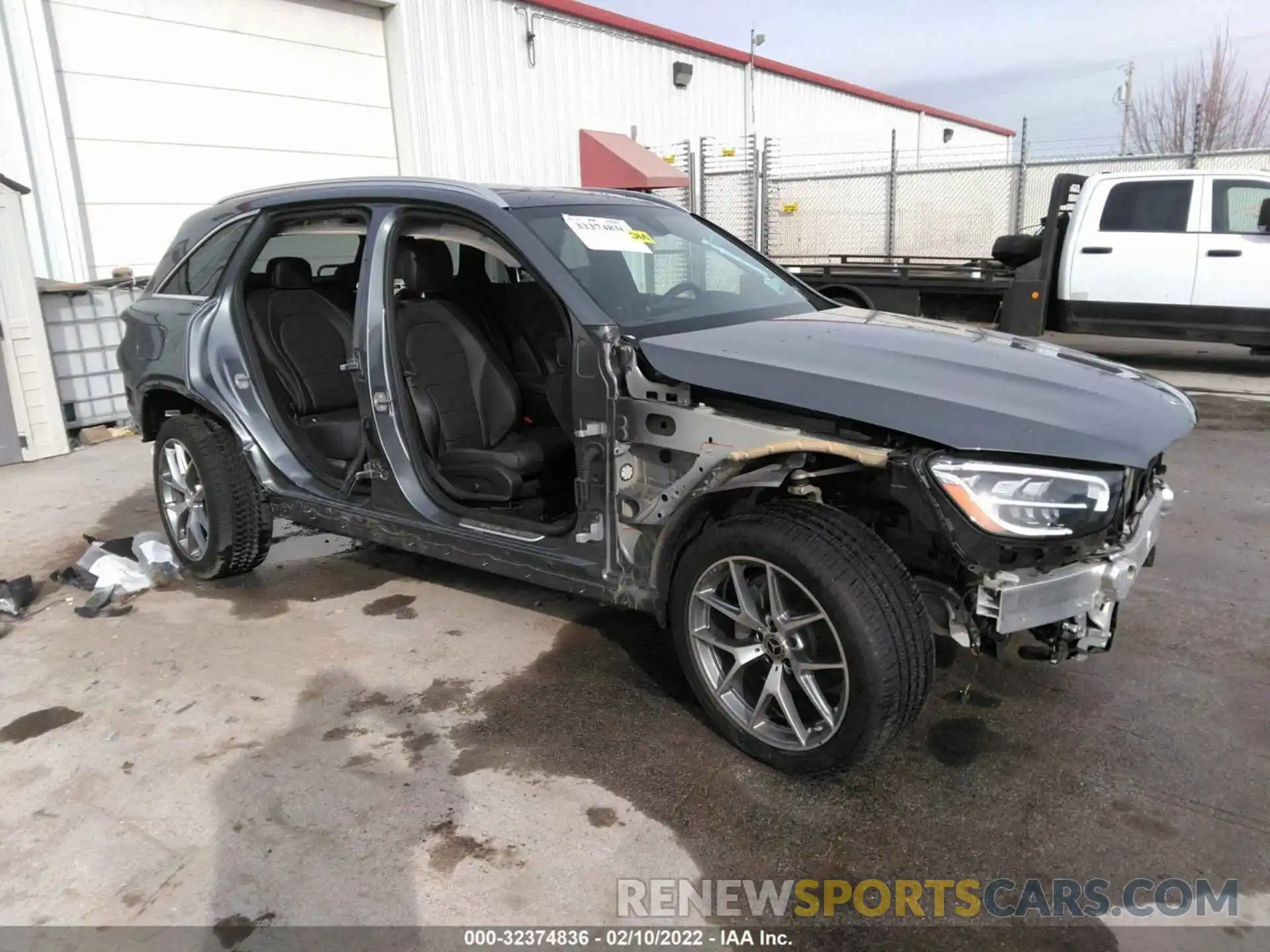 1 Photograph of a damaged car W1N0G8EB3MV281149 MERCEDES-BENZ GLC 2021