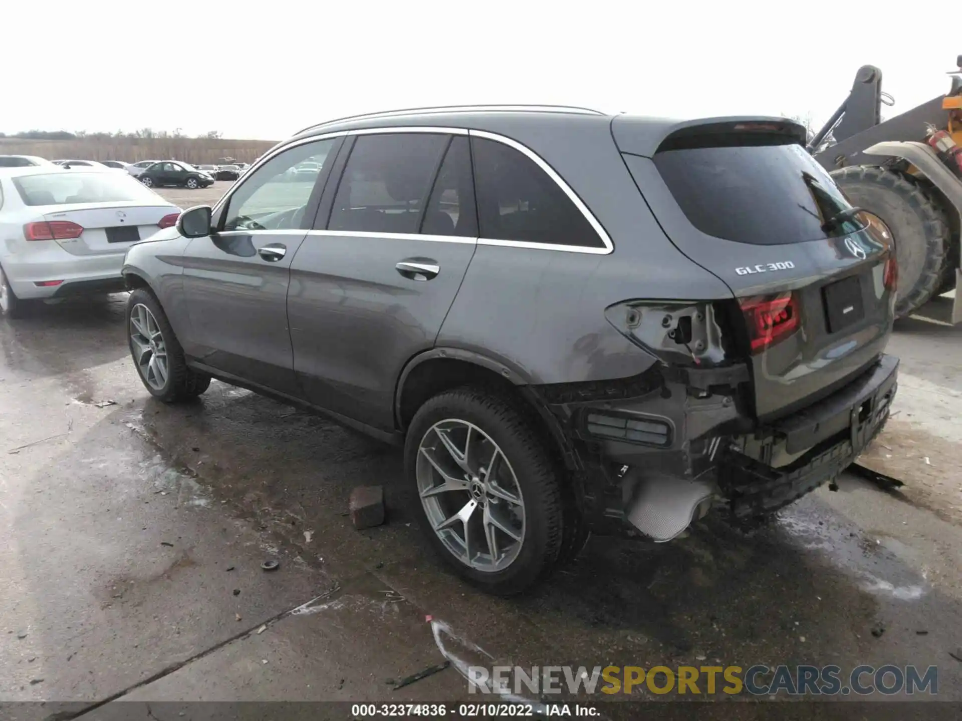 3 Photograph of a damaged car W1N0G8EB3MV281149 MERCEDES-BENZ GLC 2021