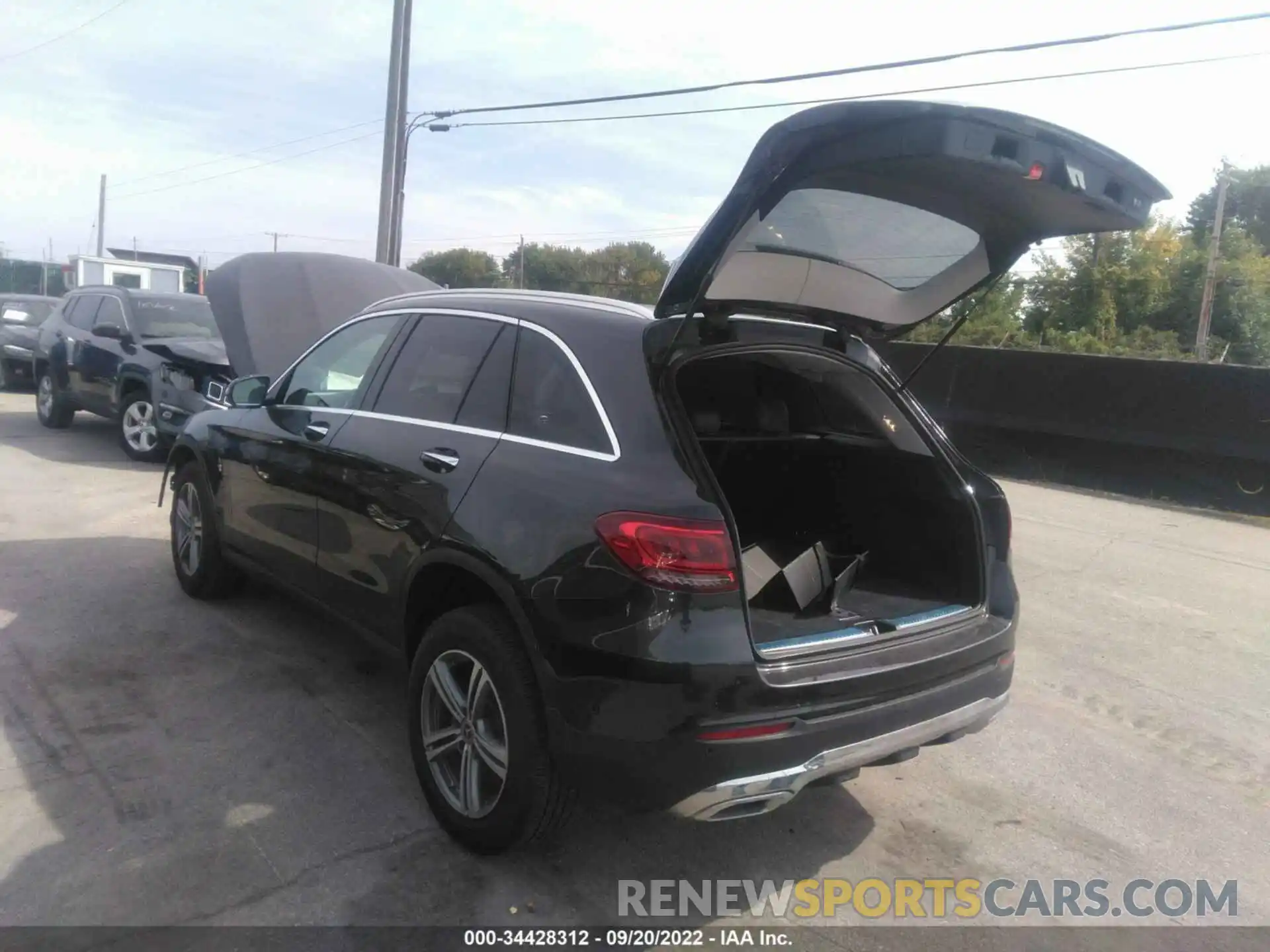 3 Фотография поврежденного автомобиля W1N0G8EB4MF867840 MERCEDES-BENZ GLC 2021