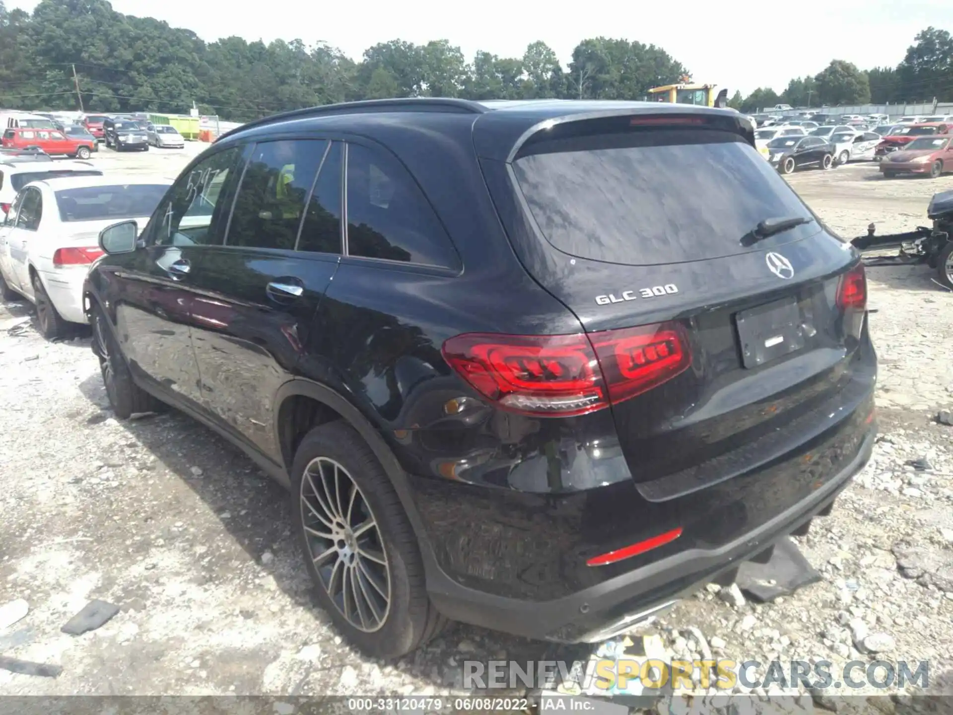 3 Photograph of a damaged car W1N0G8EB4MF885397 MERCEDES-BENZ GLC 2021