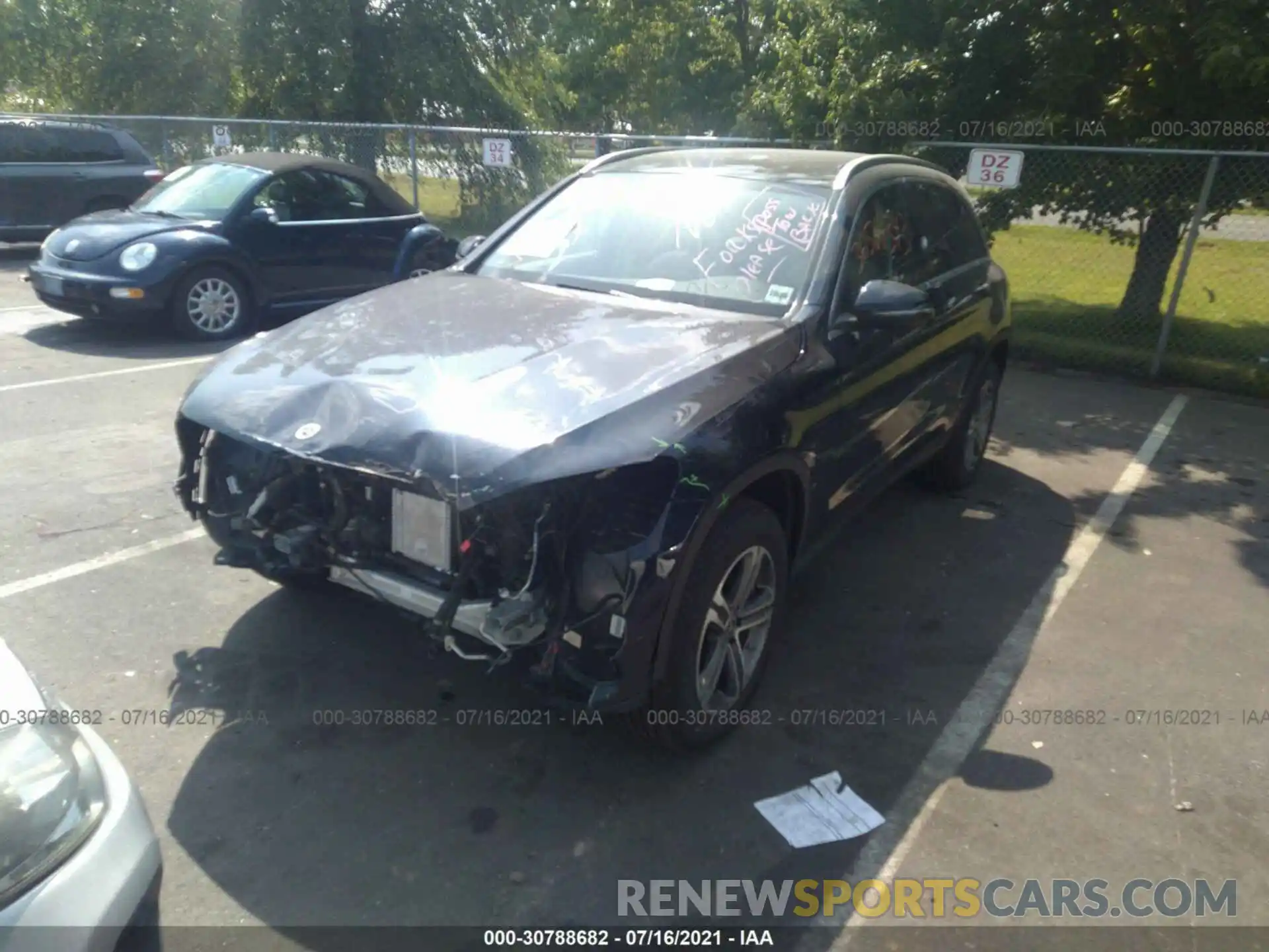 2 Photograph of a damaged car W1N0G8EB5MF873212 MERCEDES-BENZ GLC 2021