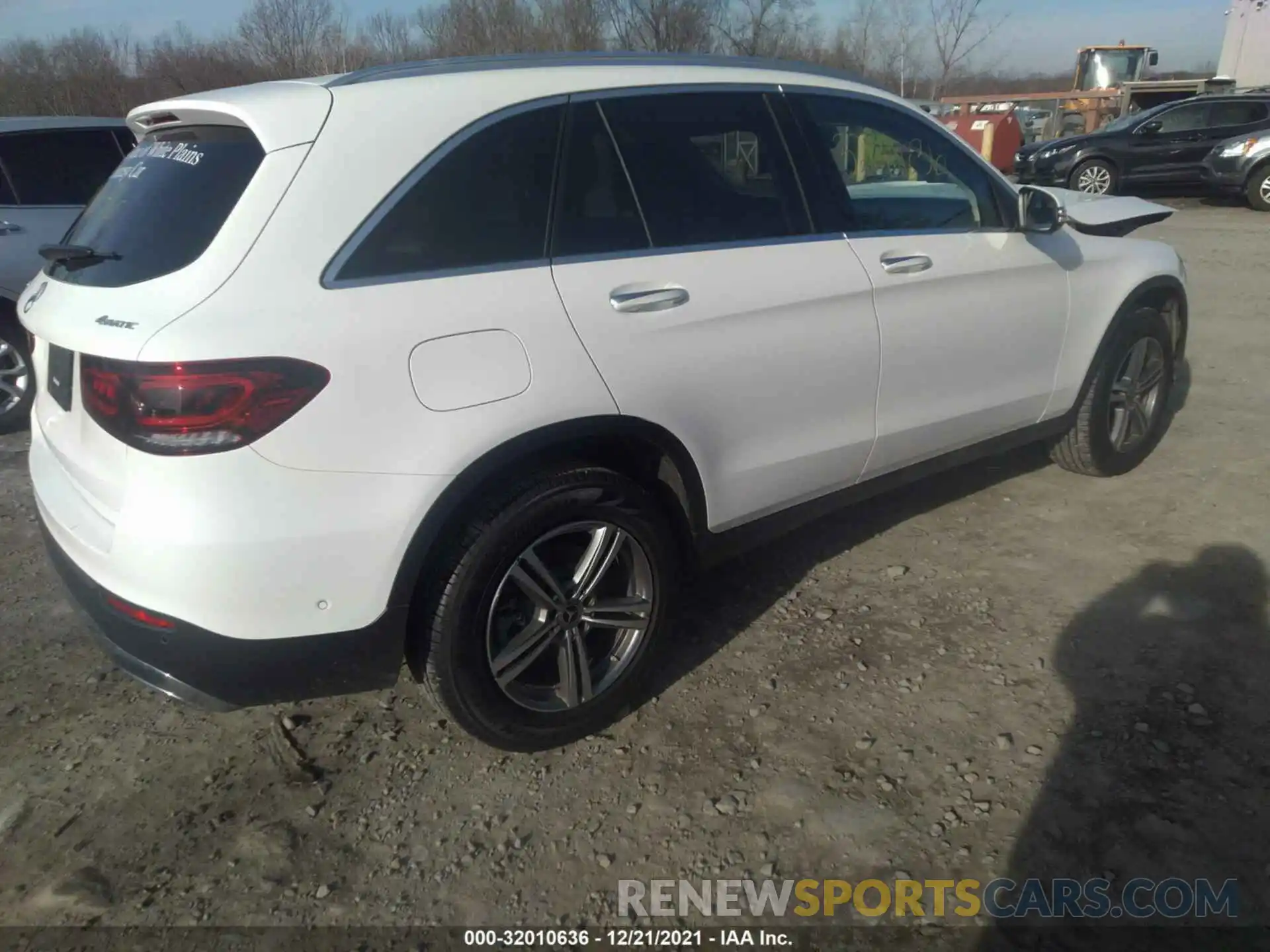 4 Photograph of a damaged car W1N0G8EB6MV285308 MERCEDES-BENZ GLC 2021