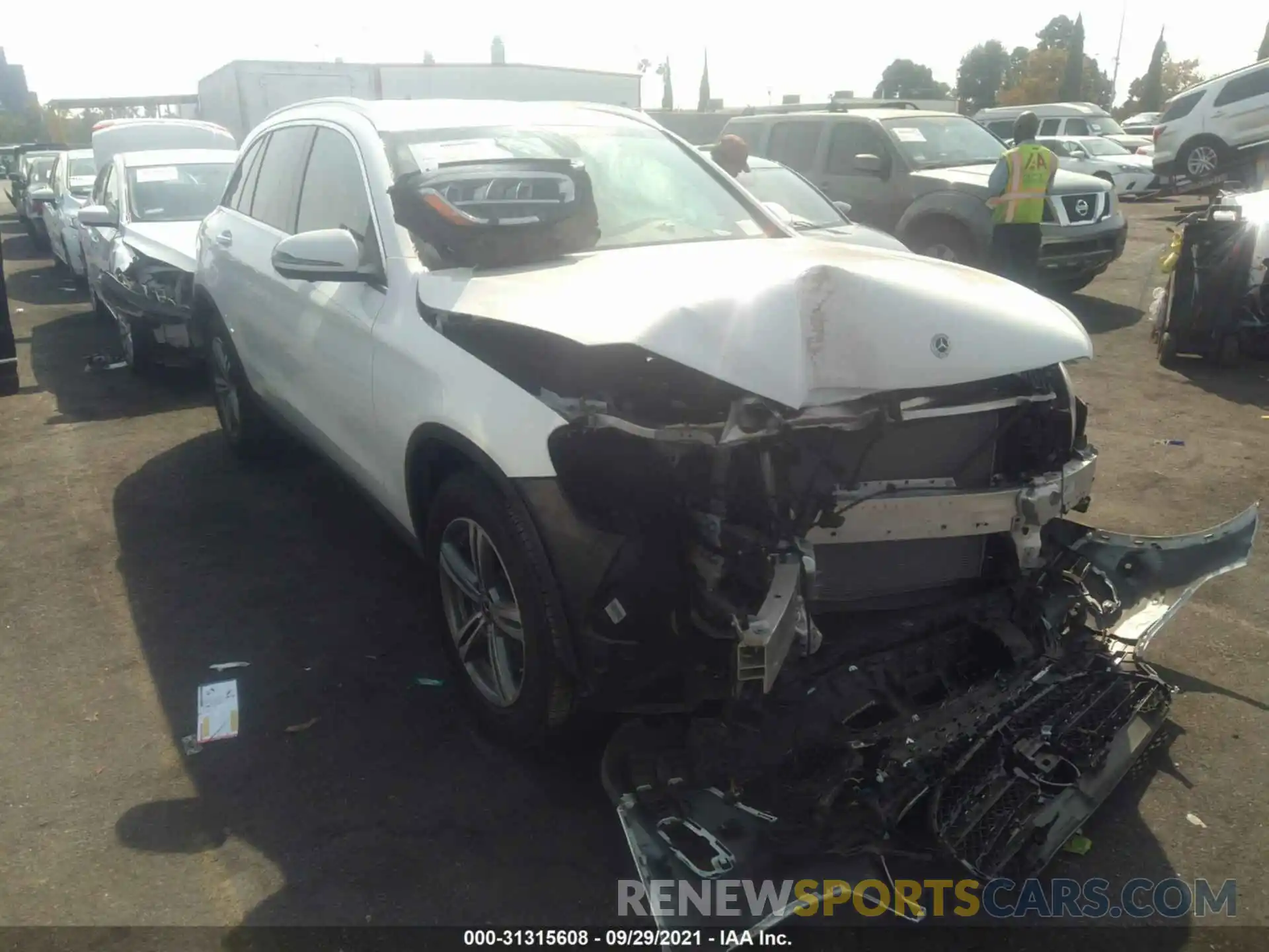 1 Photograph of a damaged car W1N0G8EB7MF886060 MERCEDES-BENZ GLC 2021