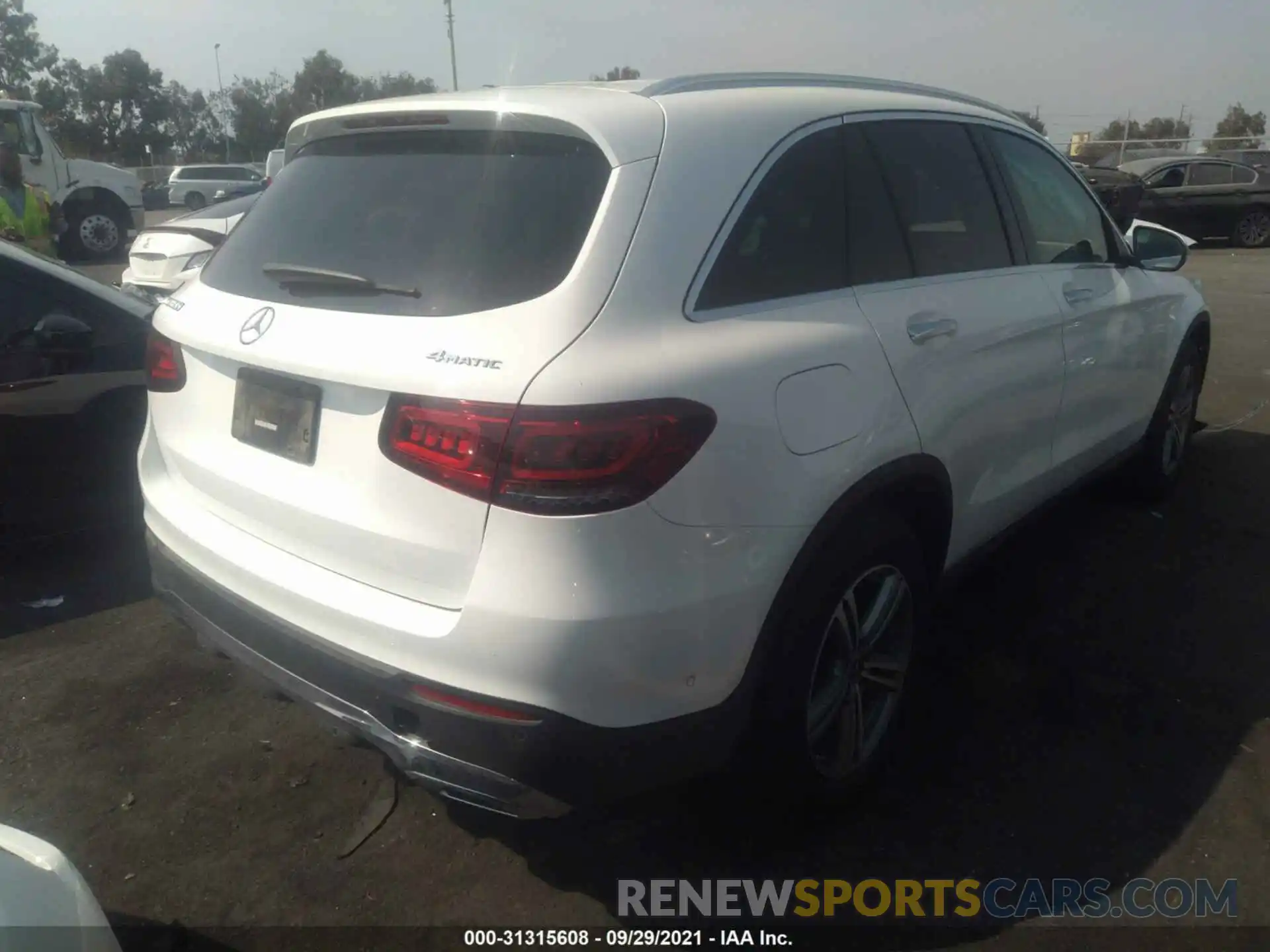 4 Фотография поврежденного автомобиля W1N0G8EB7MF886060 MERCEDES-BENZ GLC 2021