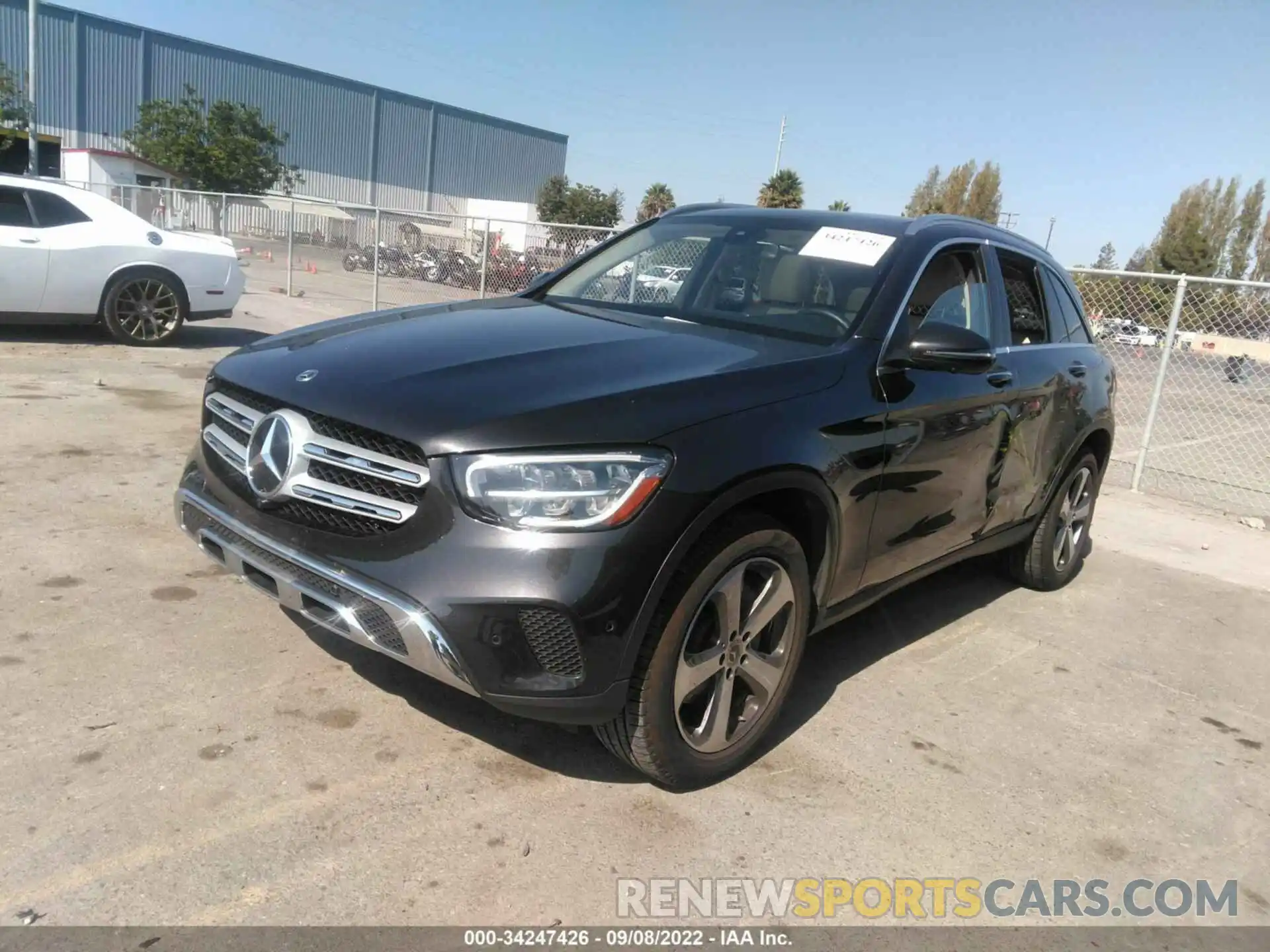 2 Photograph of a damaged car W1N0G8EB7MF899469 MERCEDES-BENZ GLC 2021