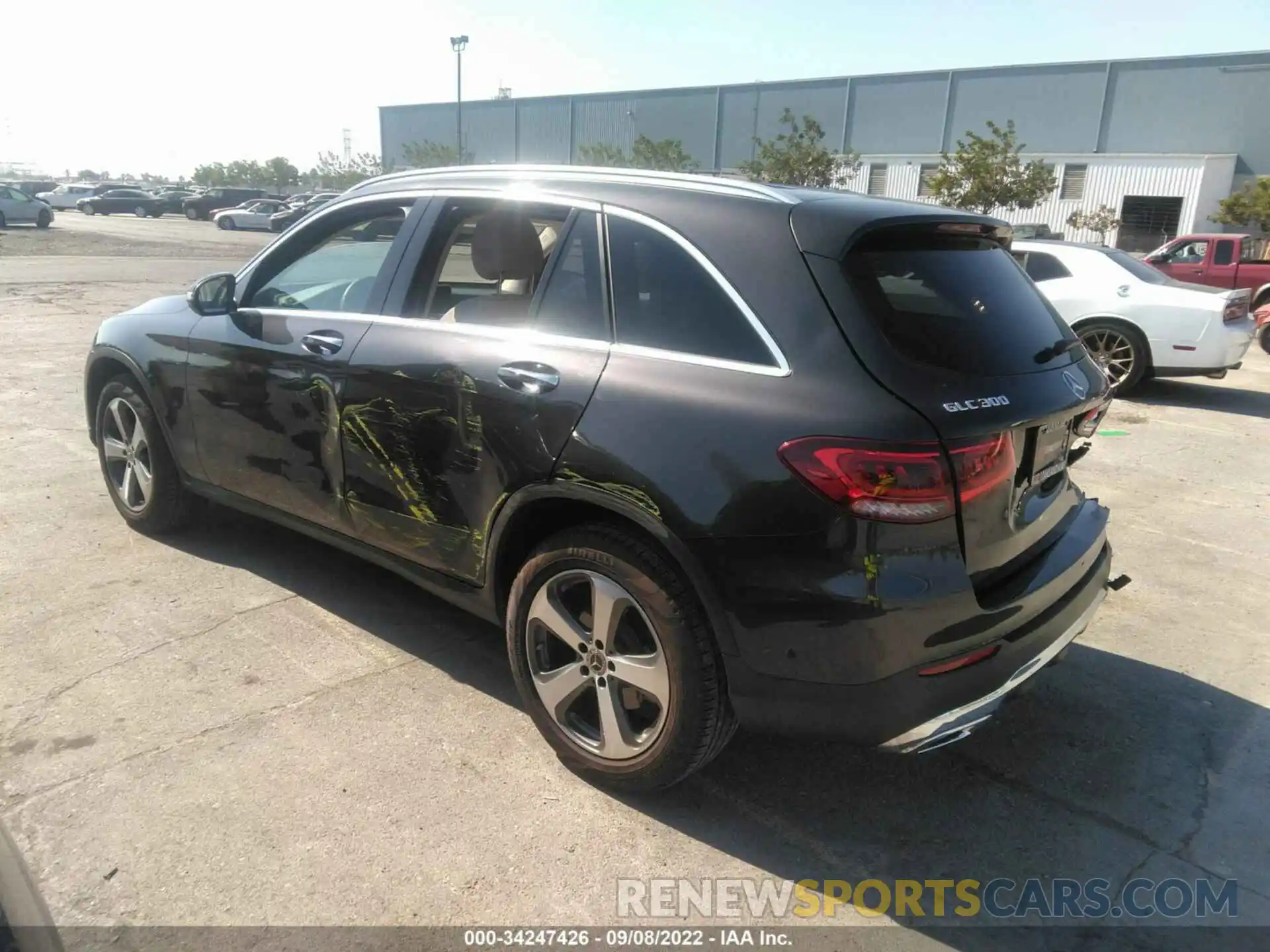 3 Photograph of a damaged car W1N0G8EB7MF899469 MERCEDES-BENZ GLC 2021