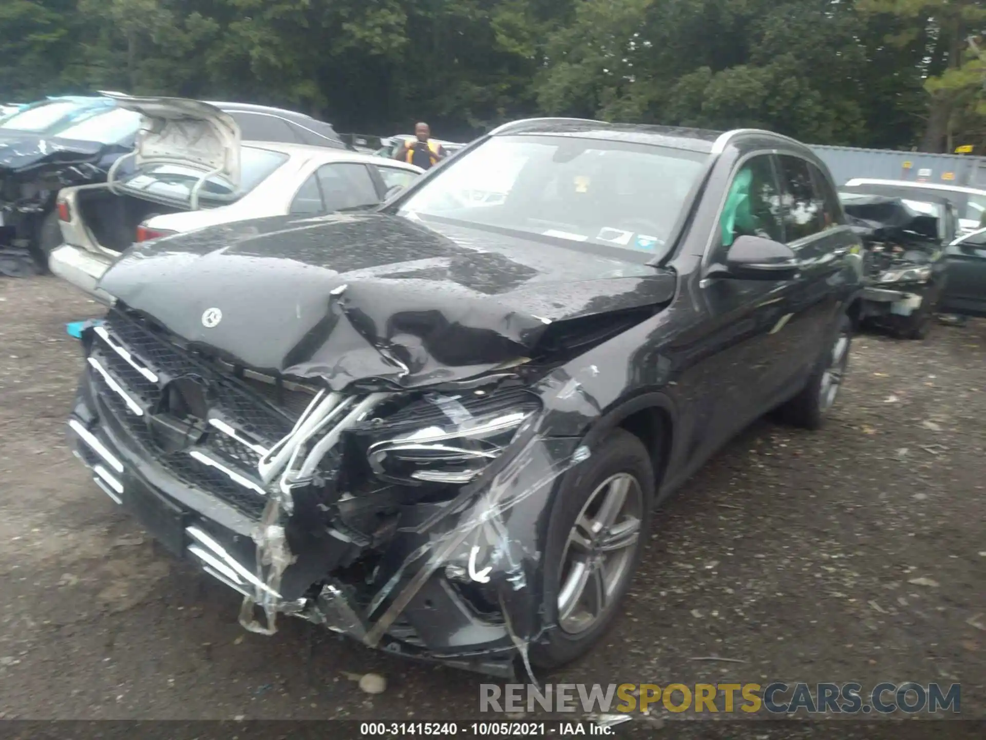 2 Photograph of a damaged car W1N0G8EB7MV273085 MERCEDES-BENZ GLC 2021