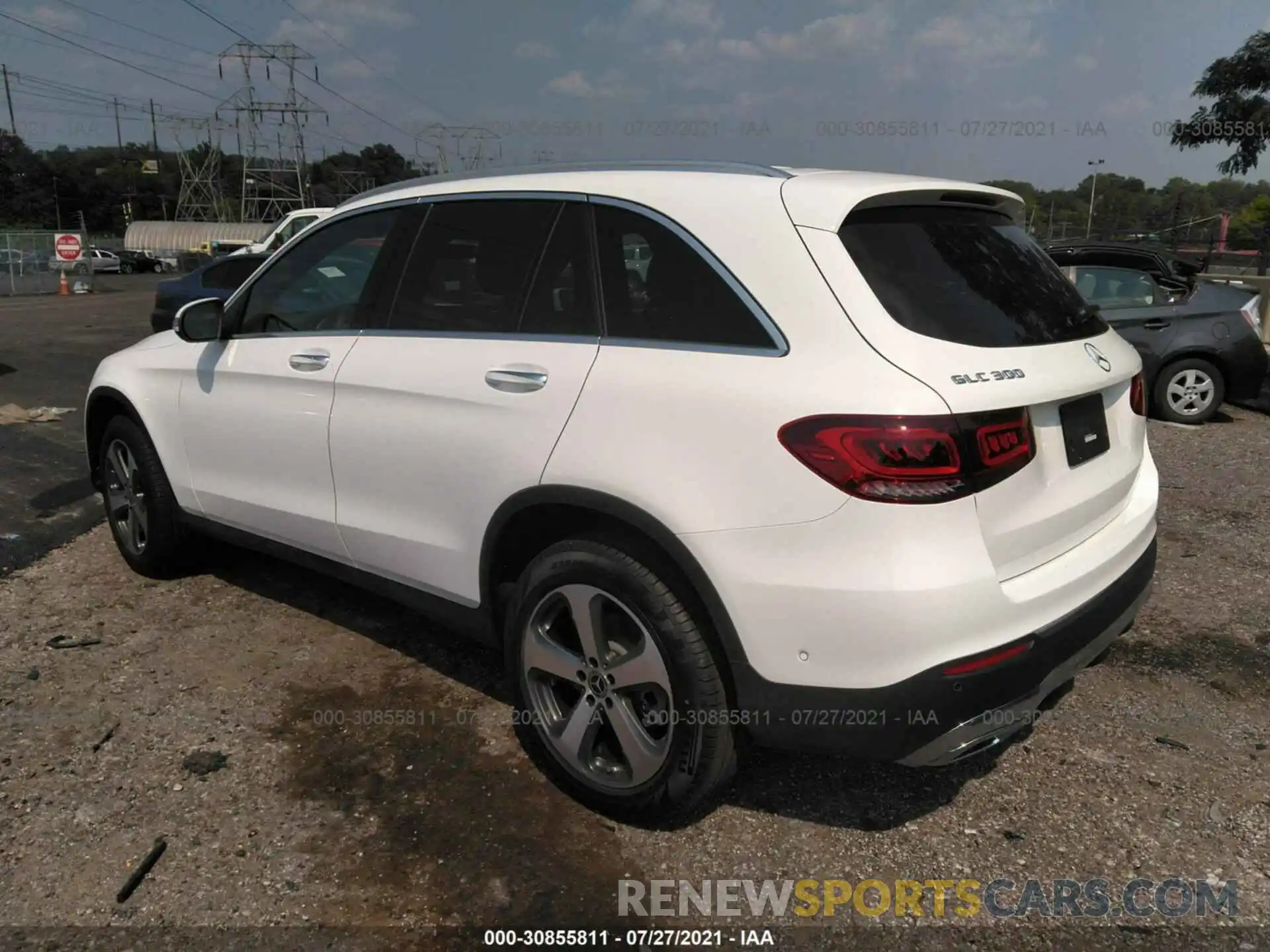 3 Photograph of a damaged car W1N0G8EB7MV293658 MERCEDES-BENZ GLC 2021