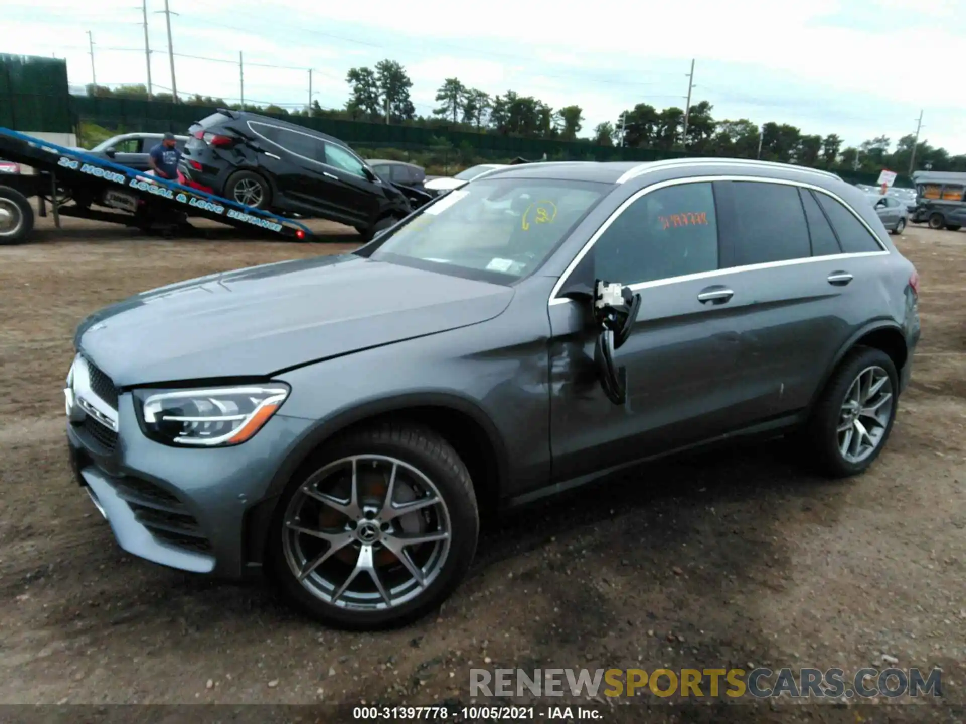 2 Photograph of a damaged car W1N0G8EB7MV301984 MERCEDES-BENZ GLC 2021