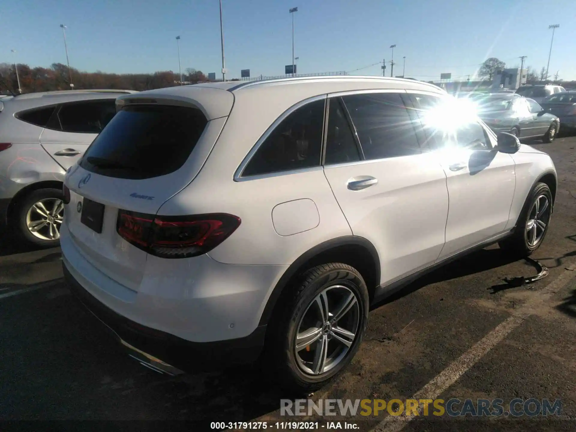 4 Фотография поврежденного автомобиля W1N0G8EB9MV282841 MERCEDES-BENZ GLC 2021