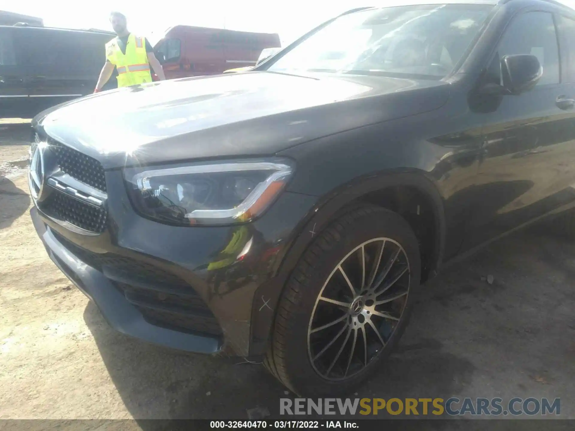 6 Photograph of a damaged car W1N0G8EBXMV275428 MERCEDES-BENZ GLC 2021