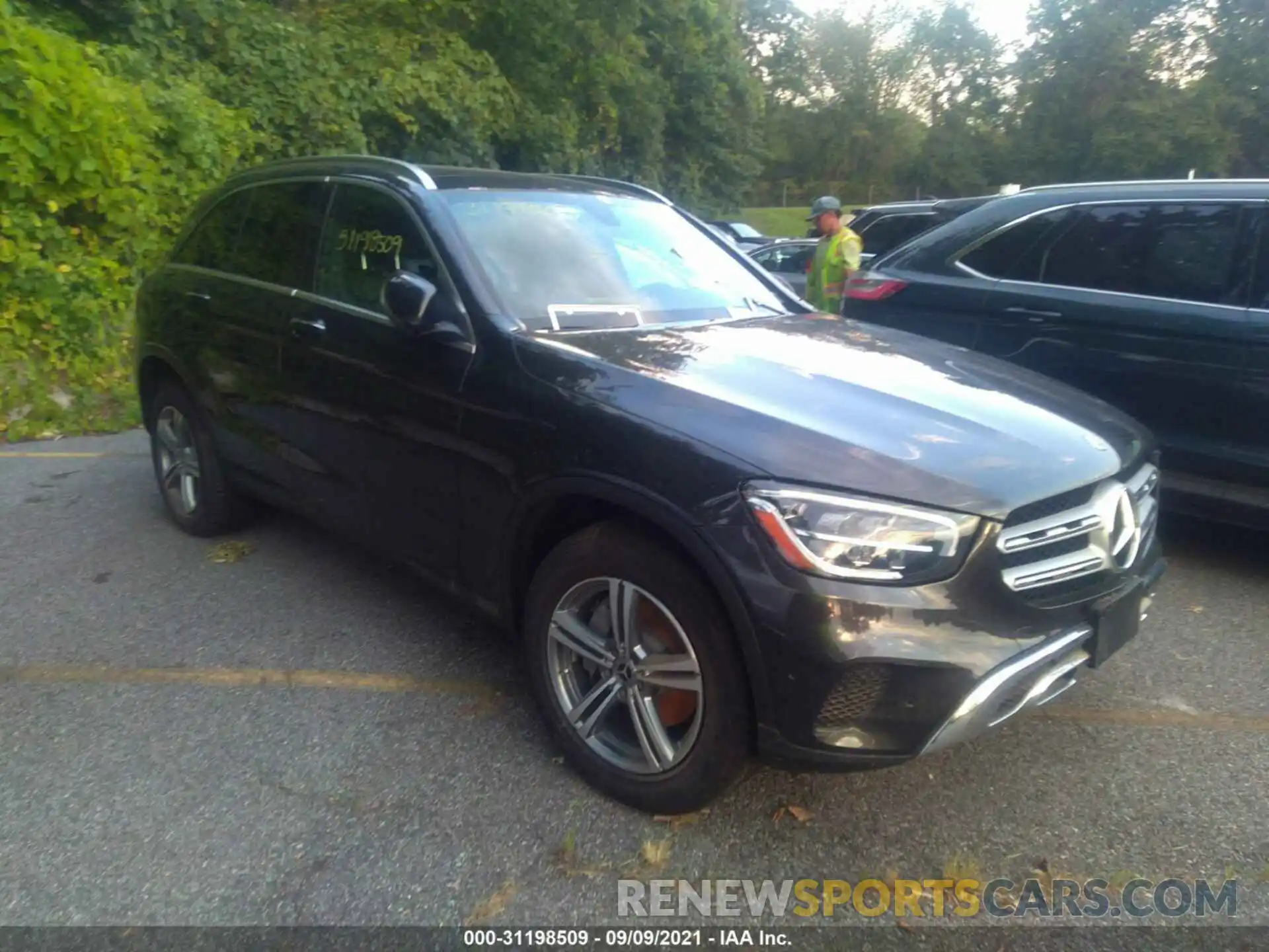 1 Photograph of a damaged car W1N0G8EBXMV296201 MERCEDES-BENZ GLC 2021