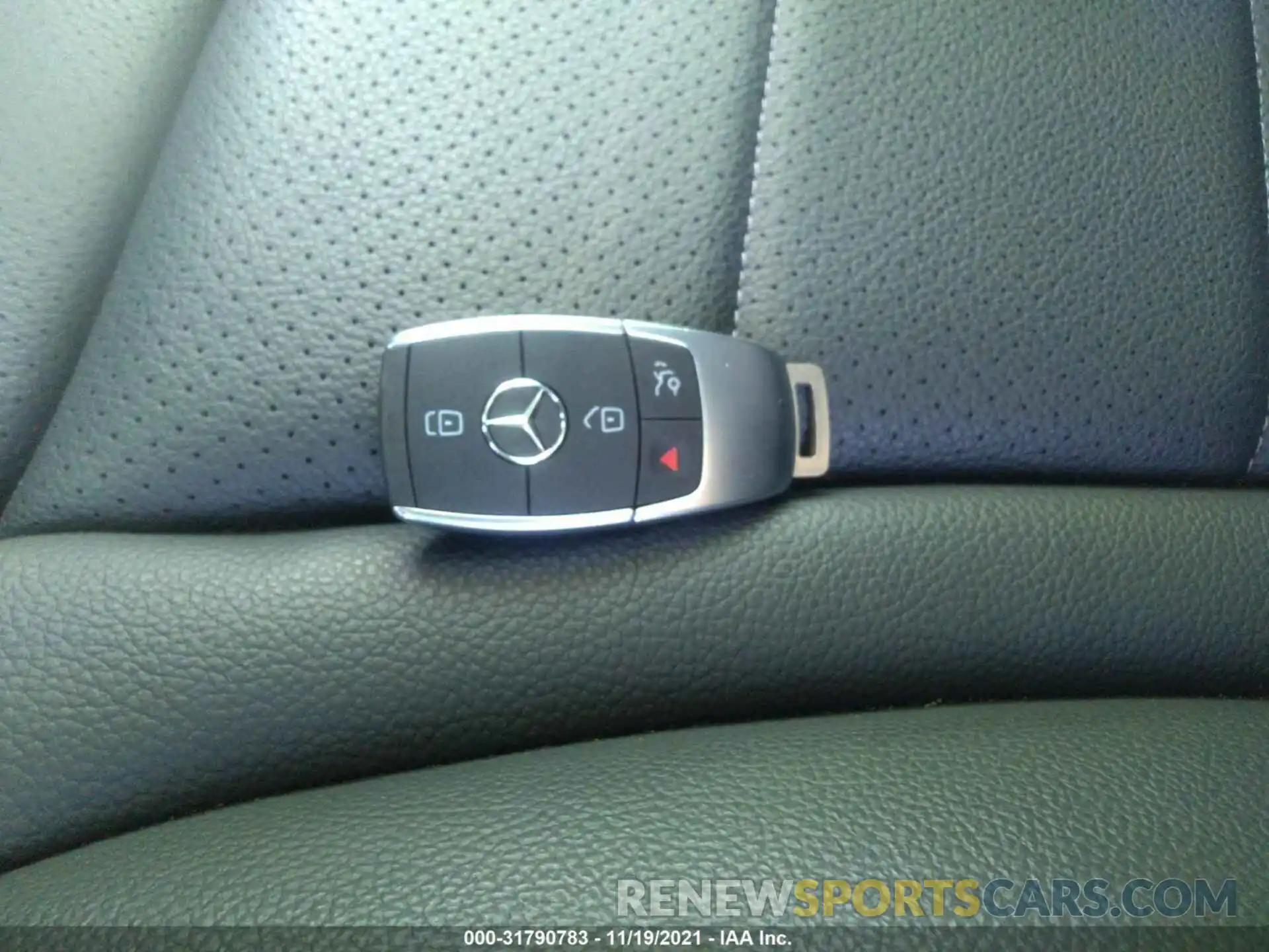 11 Photograph of a damaged car W1N0G8EBXMV314969 MERCEDES-BENZ GLC 2021