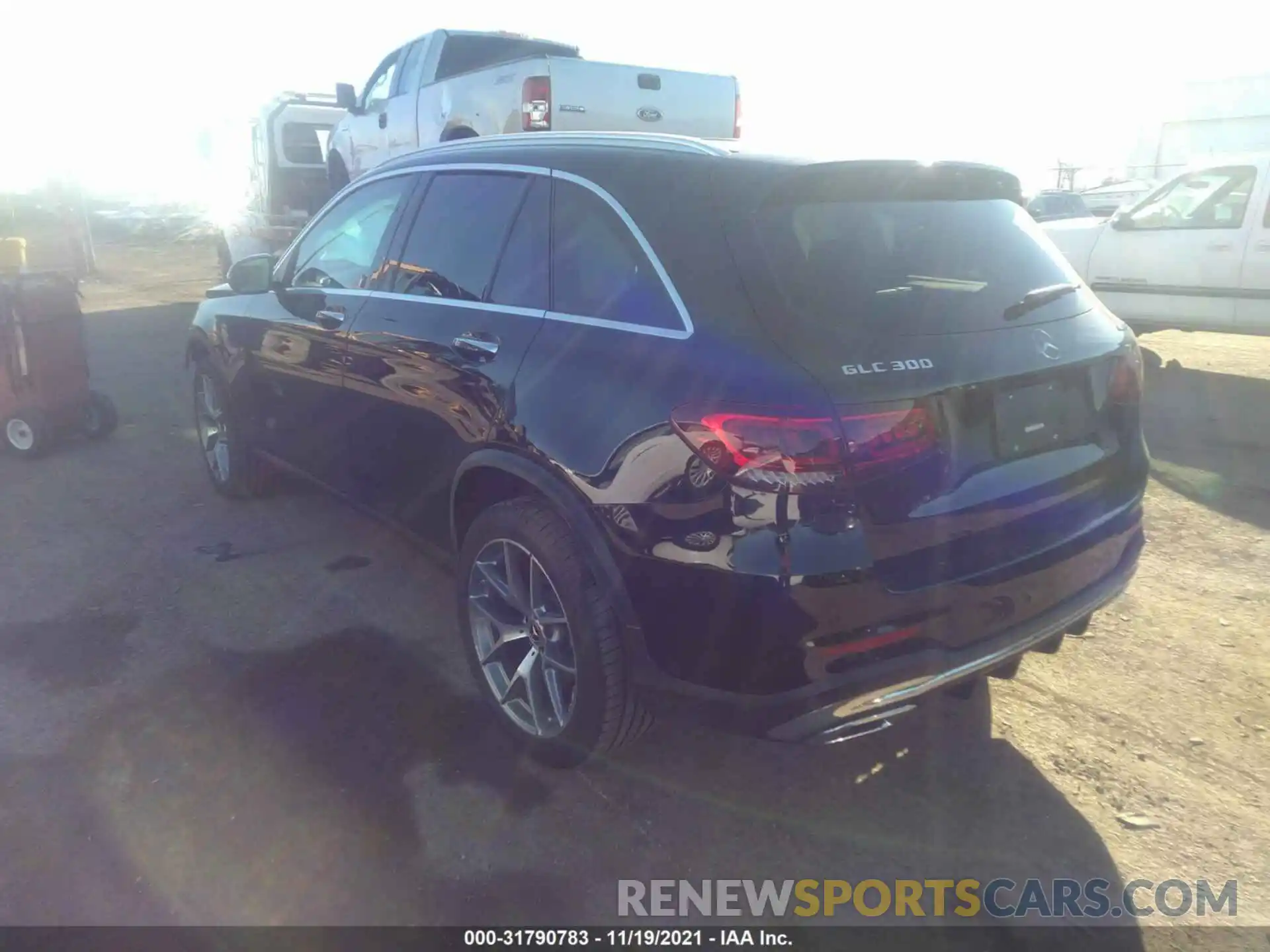 3 Photograph of a damaged car W1N0G8EBXMV314969 MERCEDES-BENZ GLC 2021