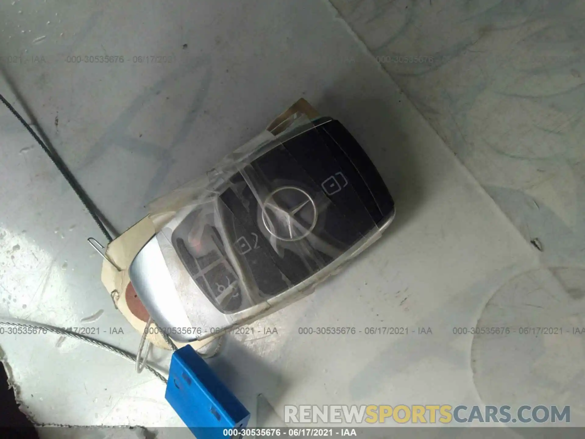 11 Photograph of a damaged car W1N0J8EB2MF905504 MERCEDES-BENZ GLC 2021