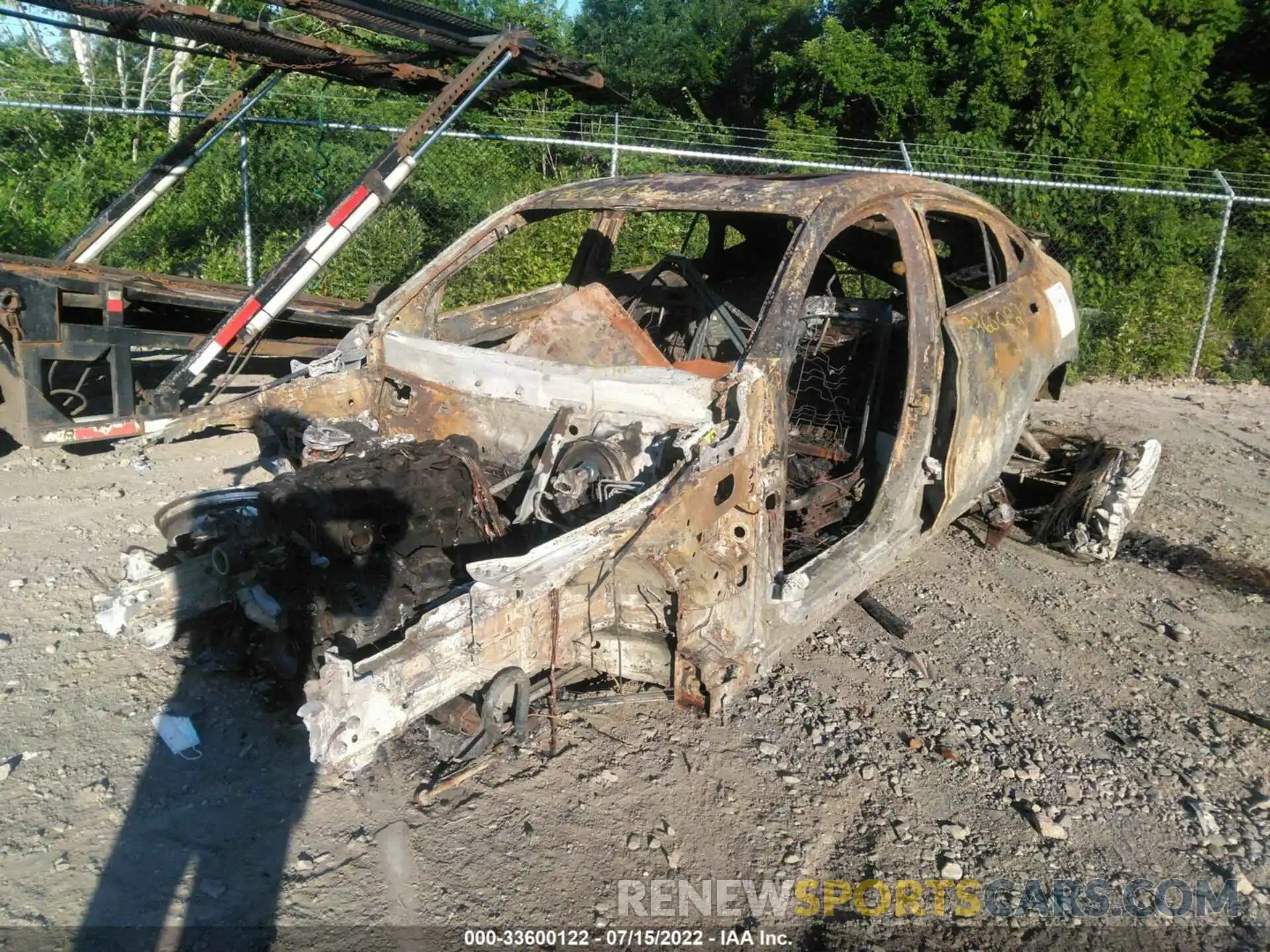 2 Photograph of a damaged car W1N0J8EB4MF913202 MERCEDES-BENZ GLC 2021