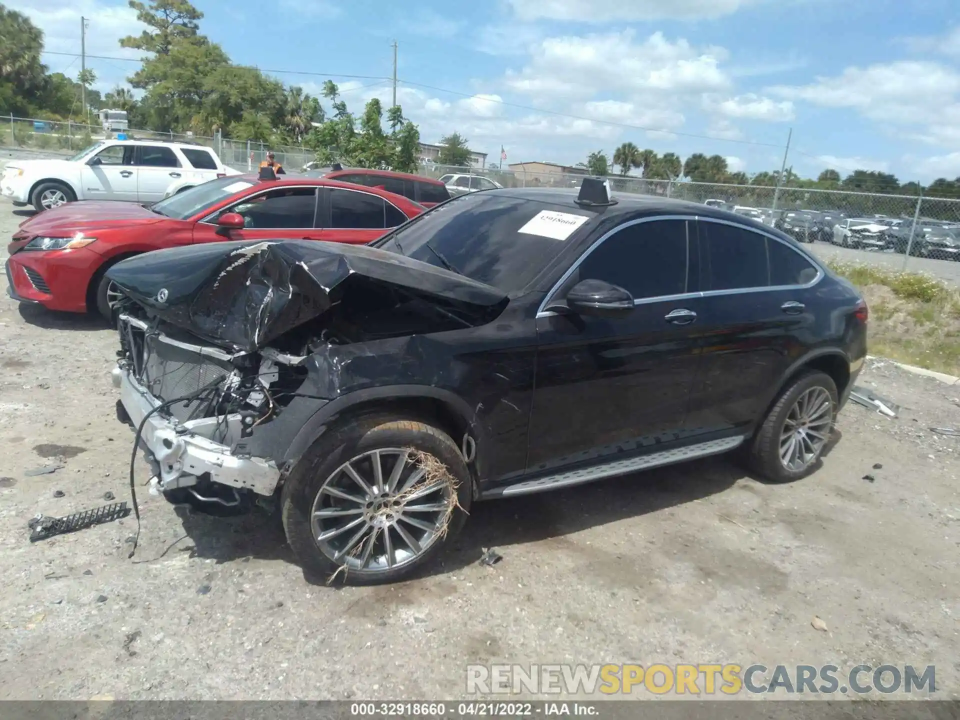 2 Photograph of a damaged car W1N0J8EB7MF880065 MERCEDES-BENZ GLC 2021