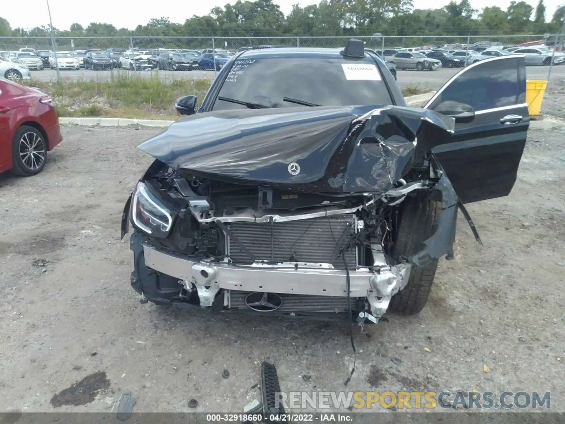 6 Photograph of a damaged car W1N0J8EB7MF880065 MERCEDES-BENZ GLC 2021