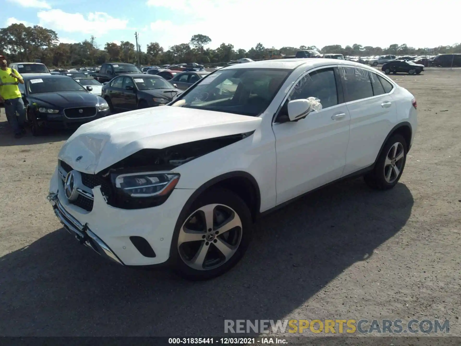 2 Photograph of a damaged car W1N0J8EB7MF939678 MERCEDES-BENZ GLC 2021