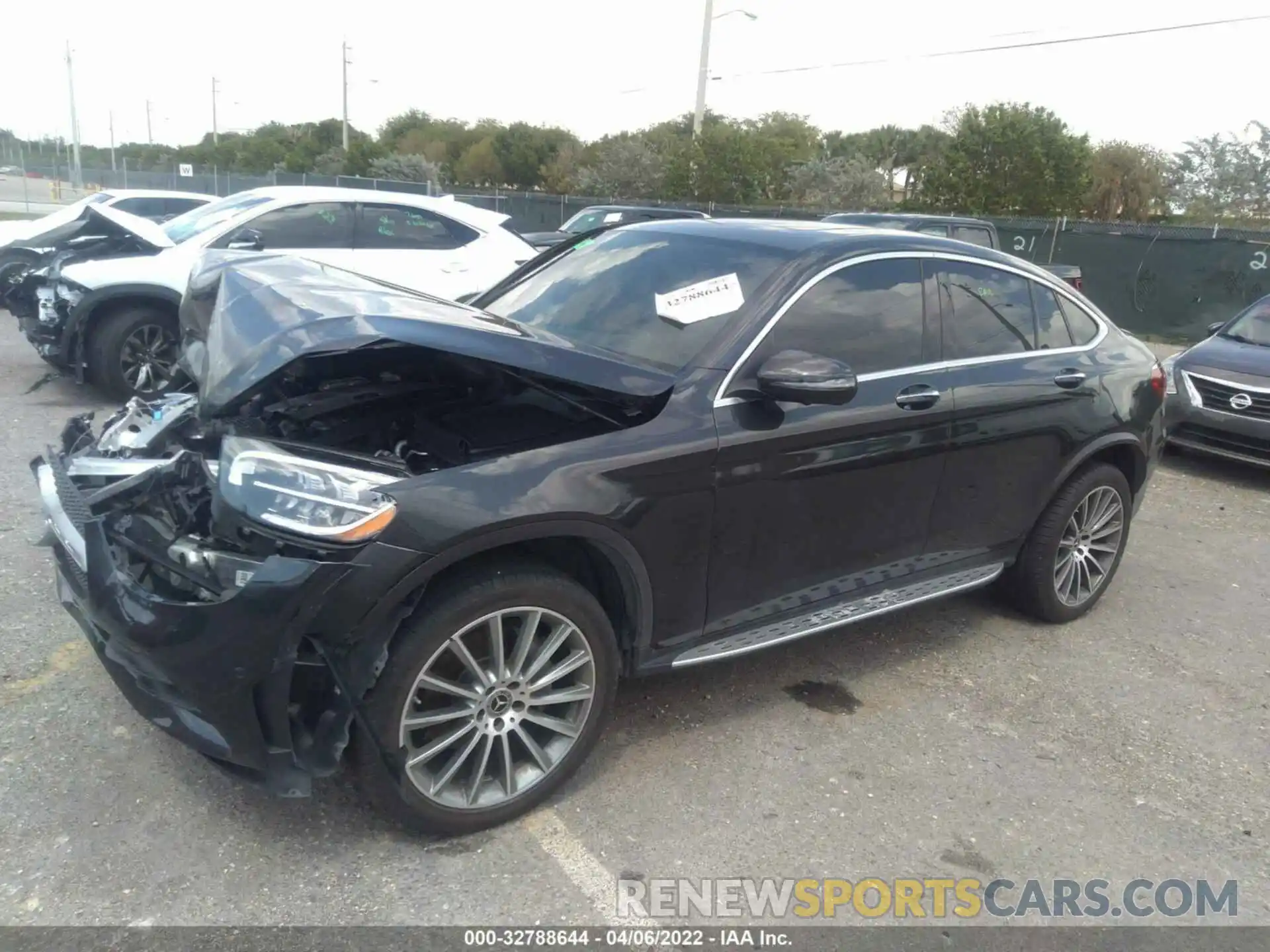 2 Photograph of a damaged car W1N0J8EB8MF936983 MERCEDES-BENZ GLC 2021