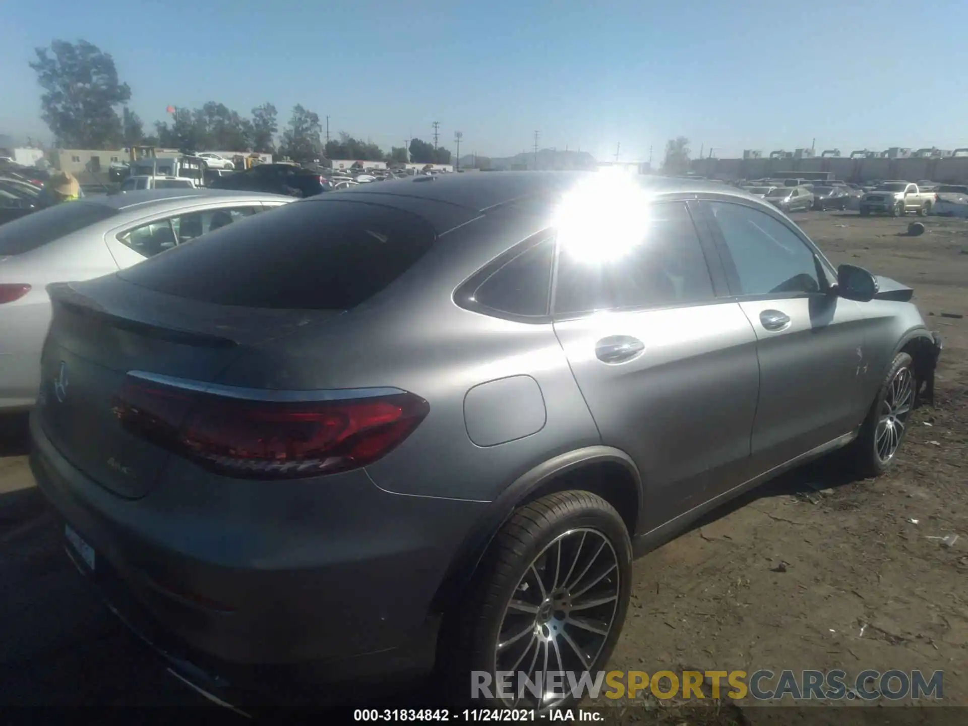 4 Фотография поврежденного автомобиля W1N0J8EB9MG007377 MERCEDES-BENZ GLC 2021