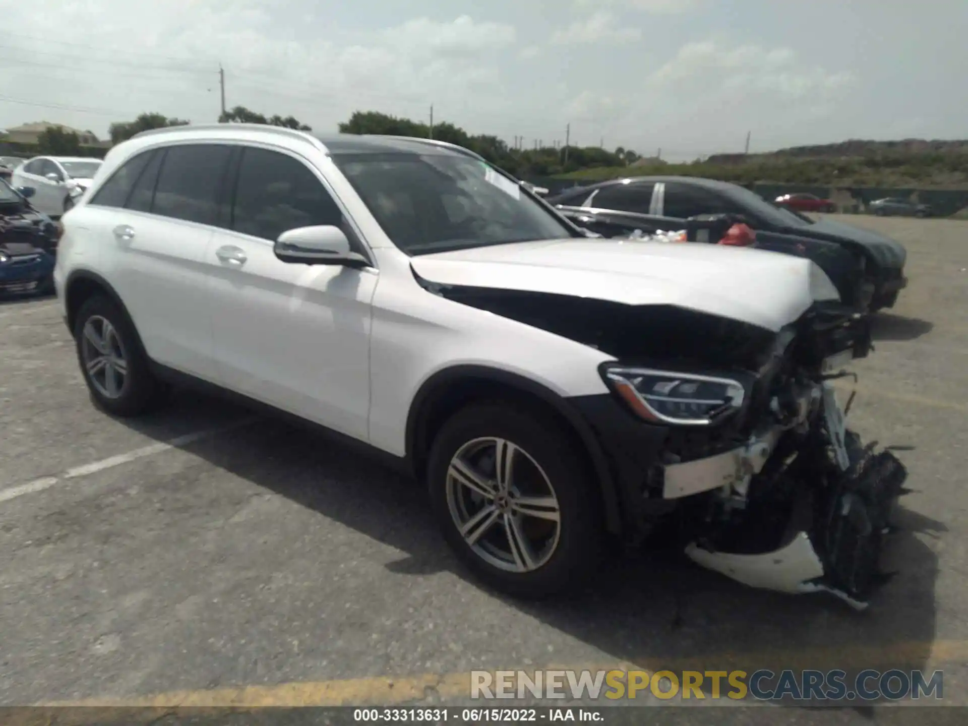 1 Фотография поврежденного автомобиля W1N0G8DB3NG046600 MERCEDES-BENZ GLC 2022