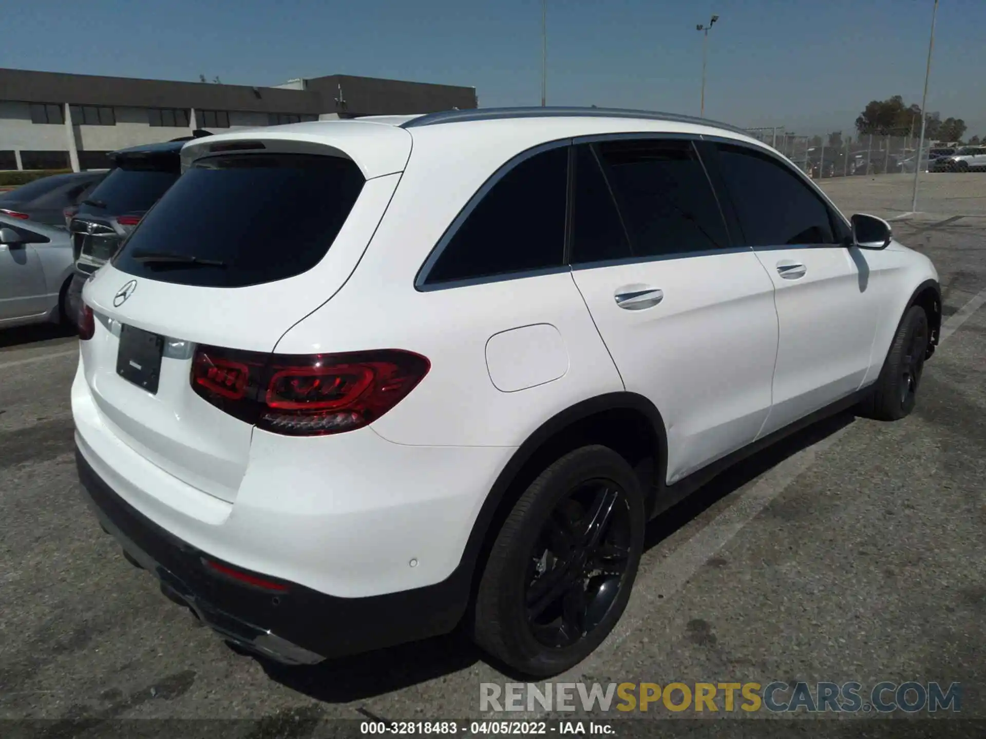 4 Фотография поврежденного автомобиля W1N0G8DB3NV343068 MERCEDES-BENZ GLC 2022